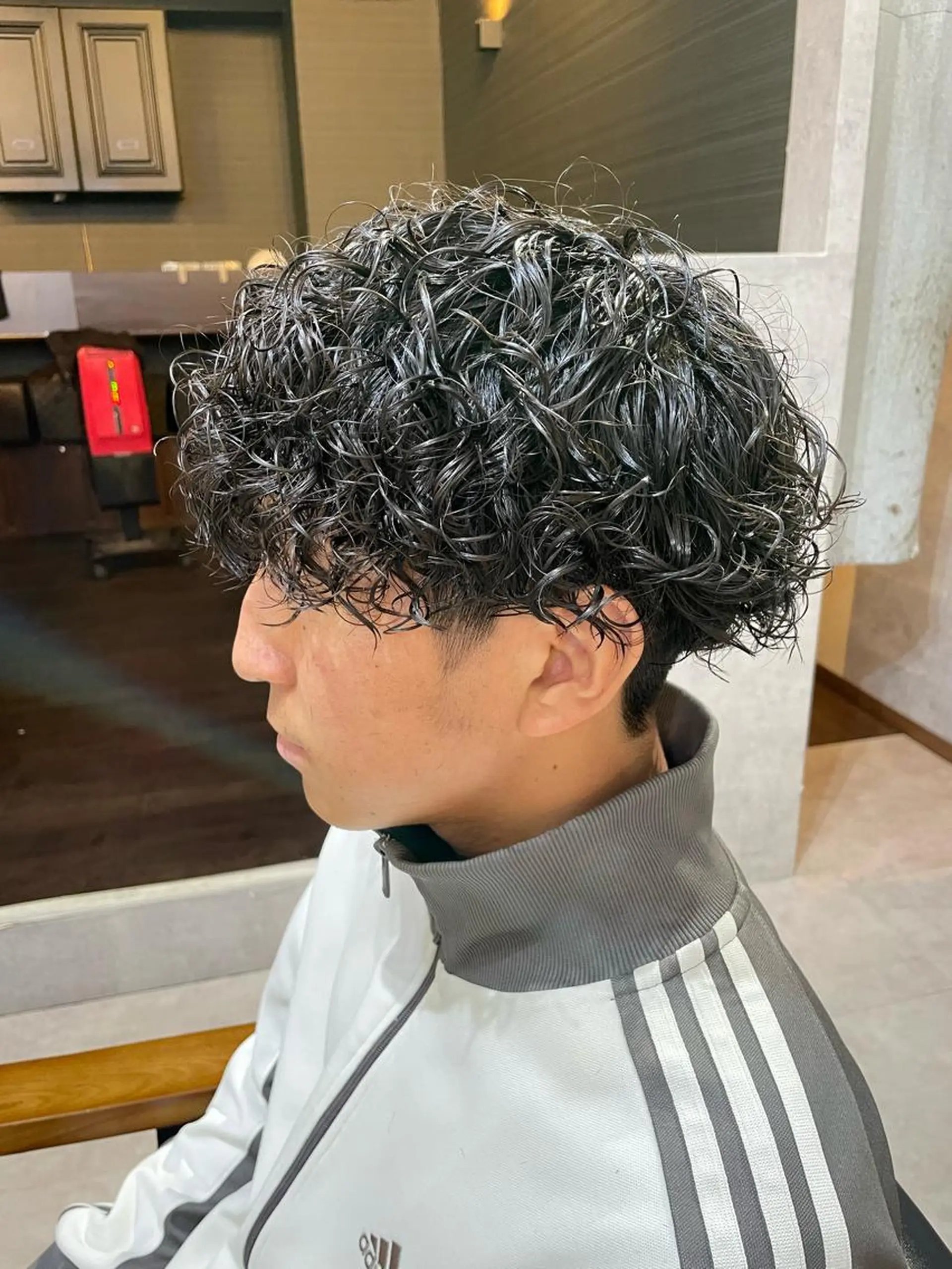 ショート パーマ メンズ メンズパーマ特化 勝毛広貴のヘアスタイル