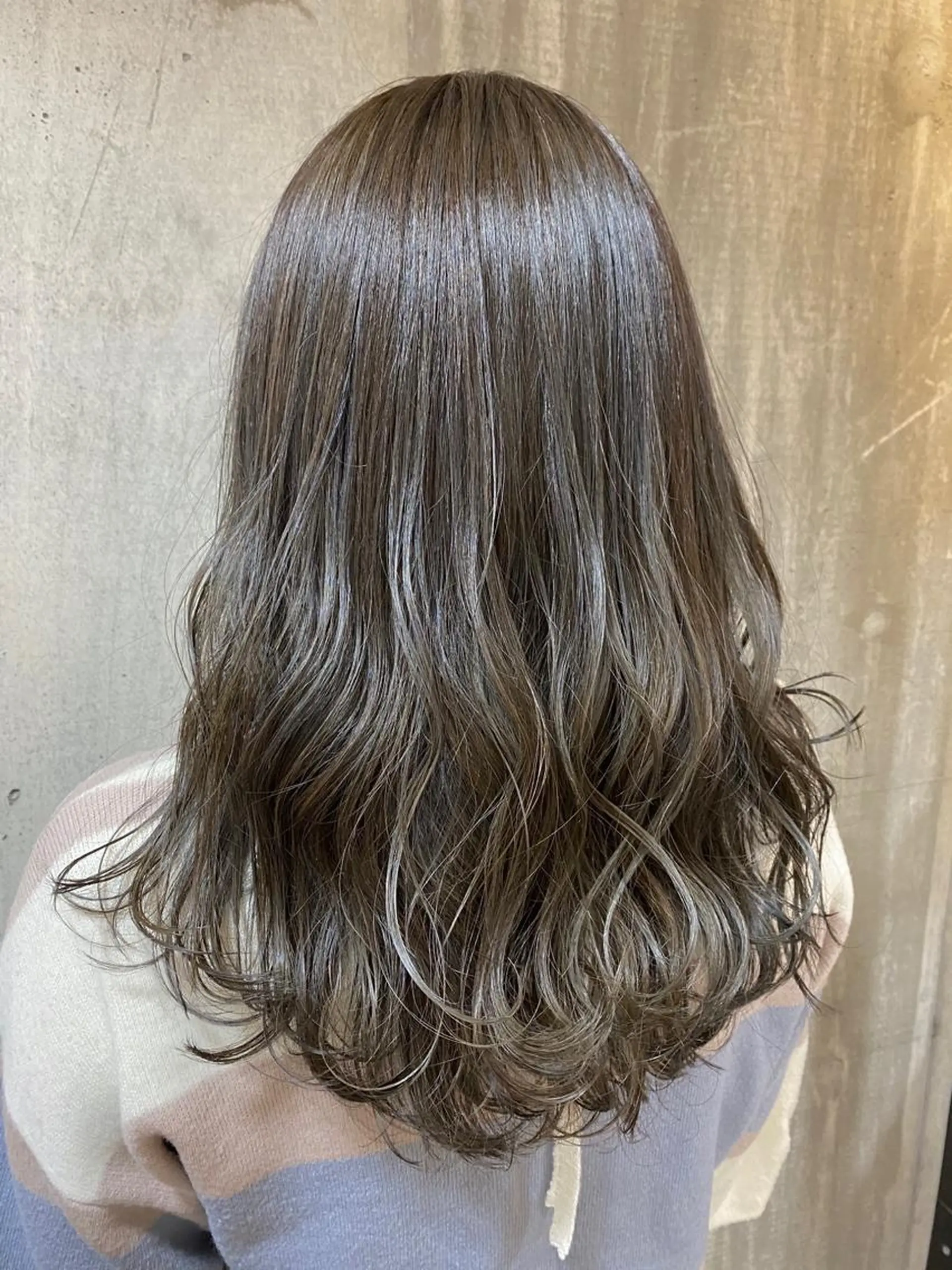 ロング カラー グレージュ ハイライトカラー ハイライト tocolaso 柏所属・レイヤーカット/ 根本瑠実のヘアスタイル