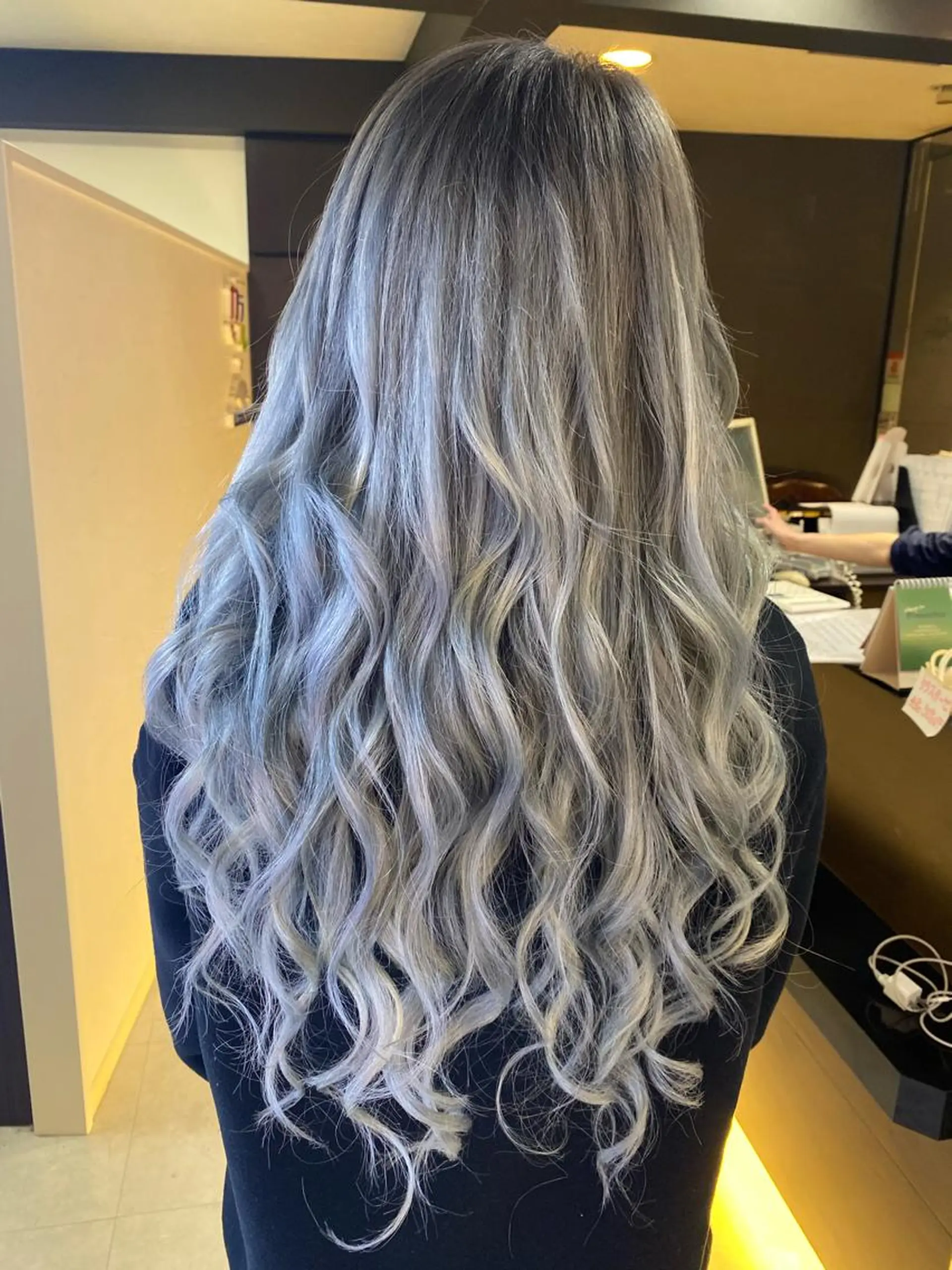 ロング Caracore なんば店のヘアスタイル