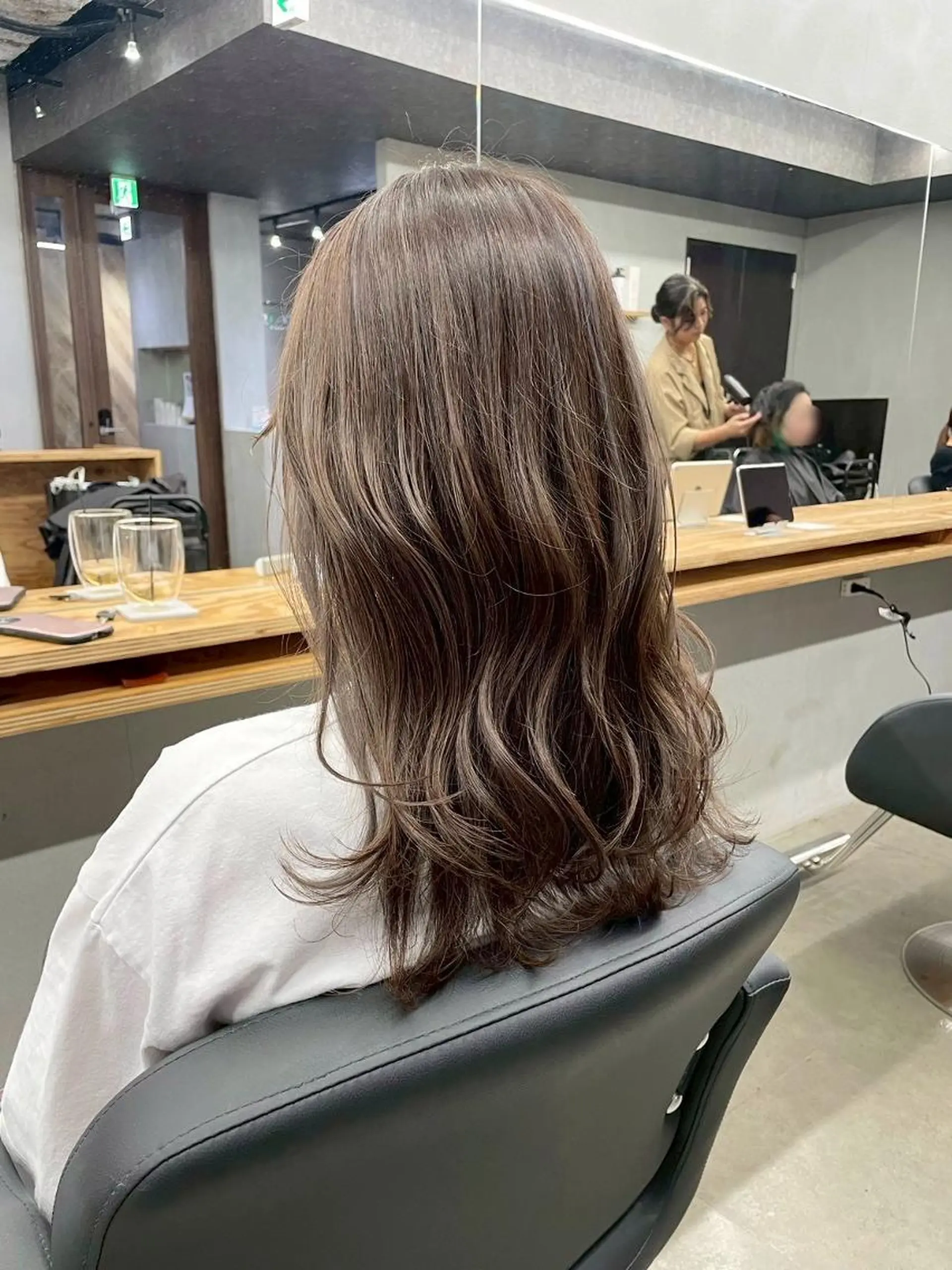 セミロング カット ヘアカラー トリートメント N 【エヌ】のヘアスタイル