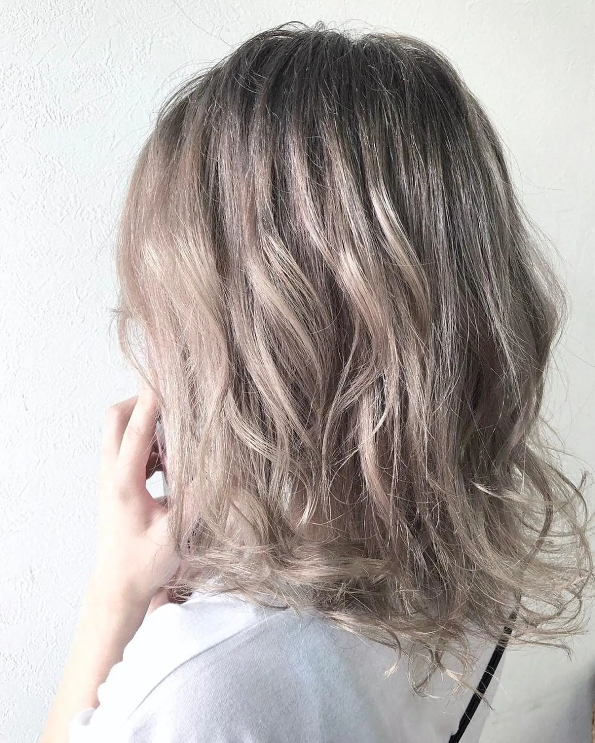 カラー ライブトレア YOSHIKIのヘアスタイル