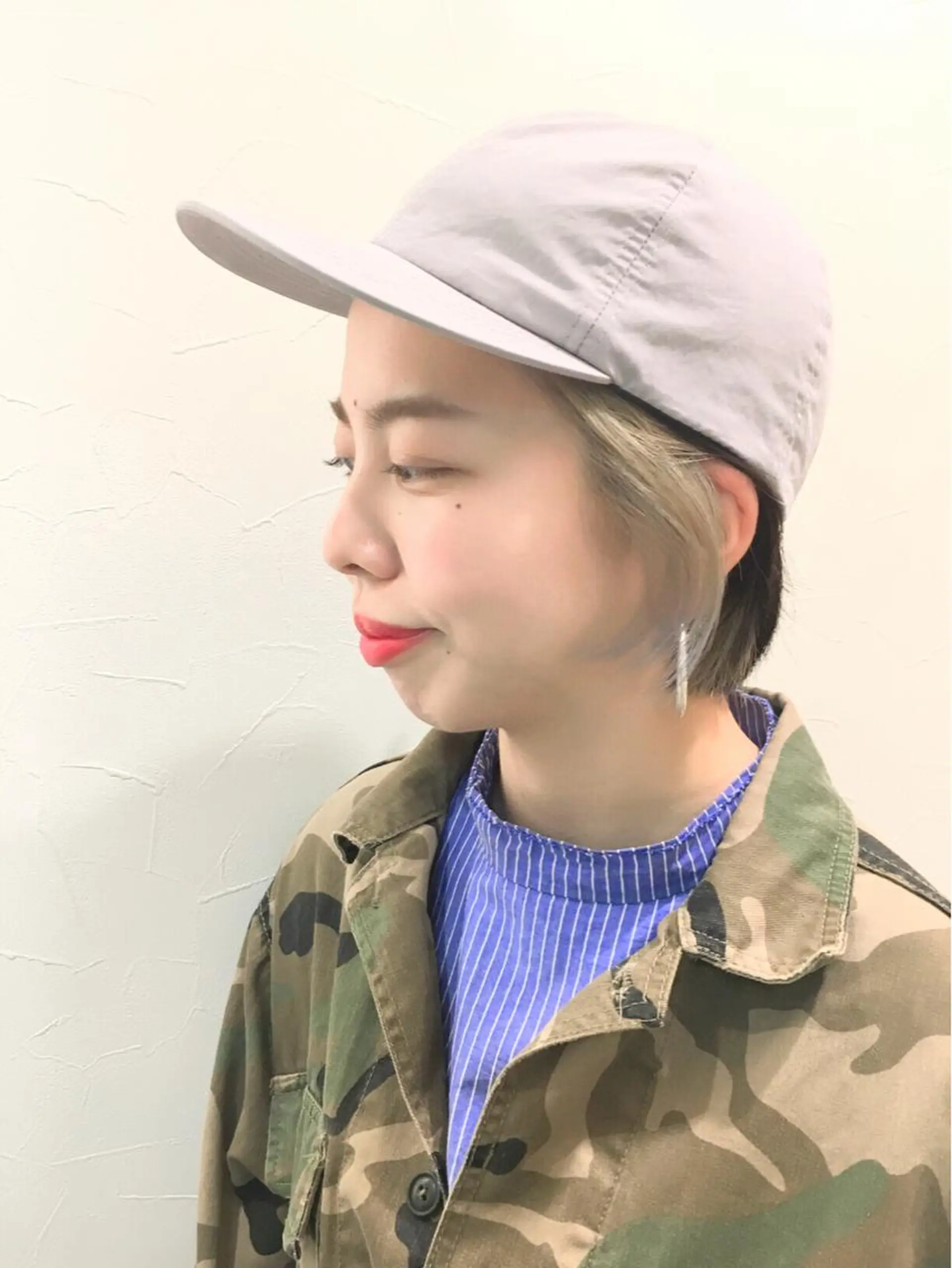 カラー 黒髪 ブリーチ デザインカラー 柔らか垢抜けｶﾗｰと ｶｯﾄ🫧ASUKAのヘアスタイル