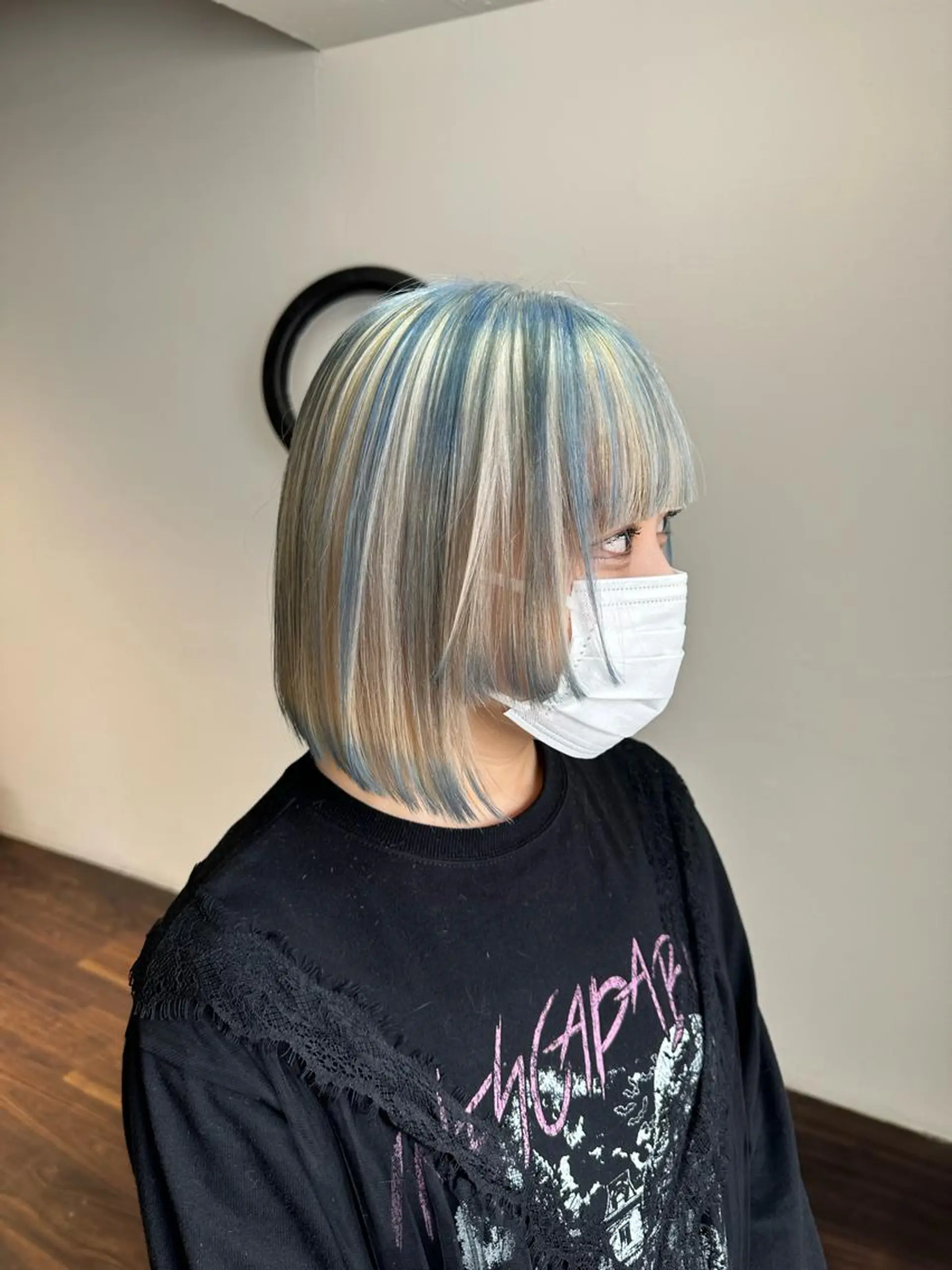 ミディアム カラー アディクシーカラー ブリーチ ケアブリーチ デザインカラー ハイトーンカラー ワンホン/エクステ ケラチン/Kaitoのヘアスタイル