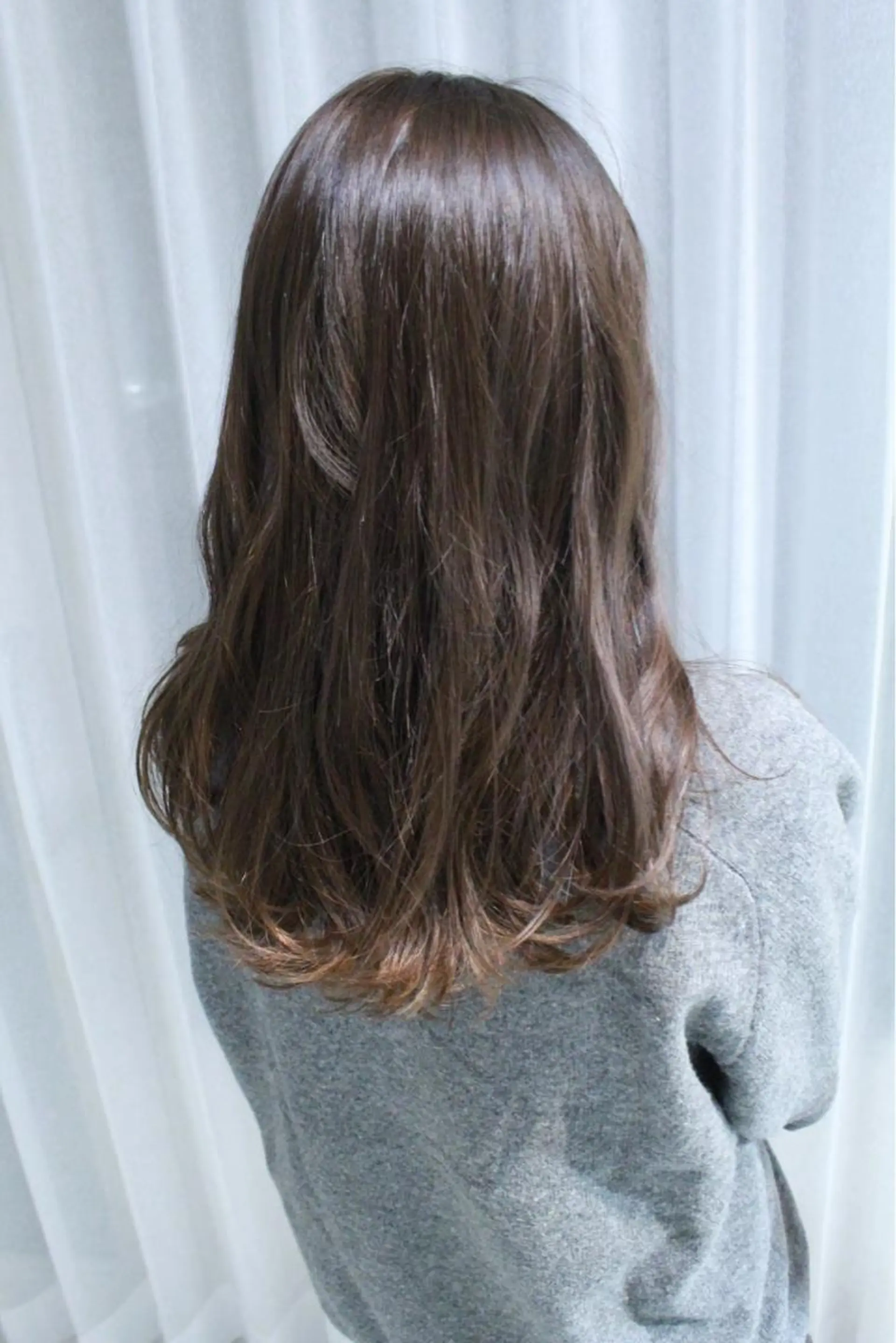 セミロング カラー アッシュ 髪質改善＆縮毛矯正 三上大地のヘアスタイル