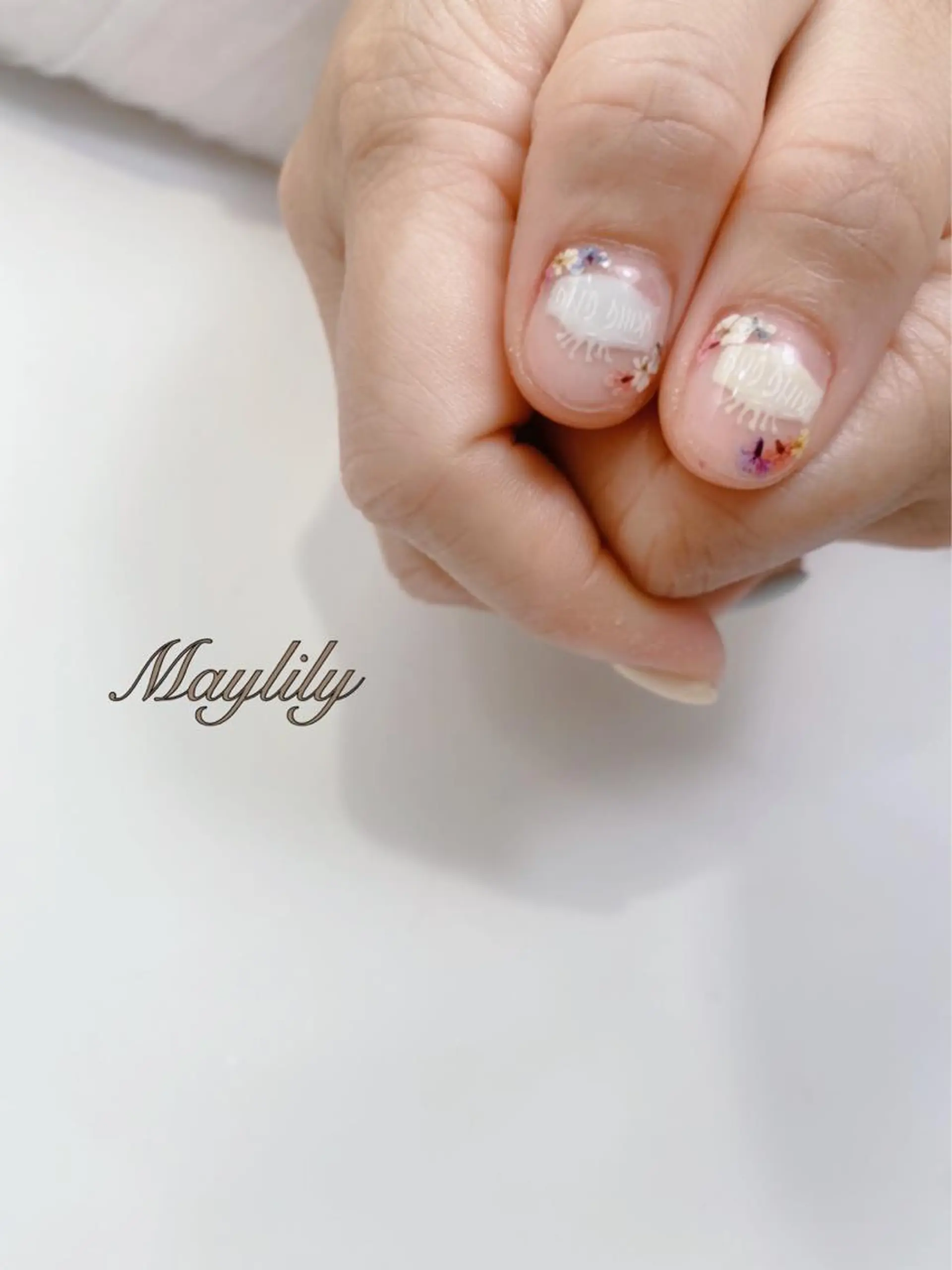 ネイル 持ち込み ハンドネイル Nail salon Maylilyのネイルデザイン