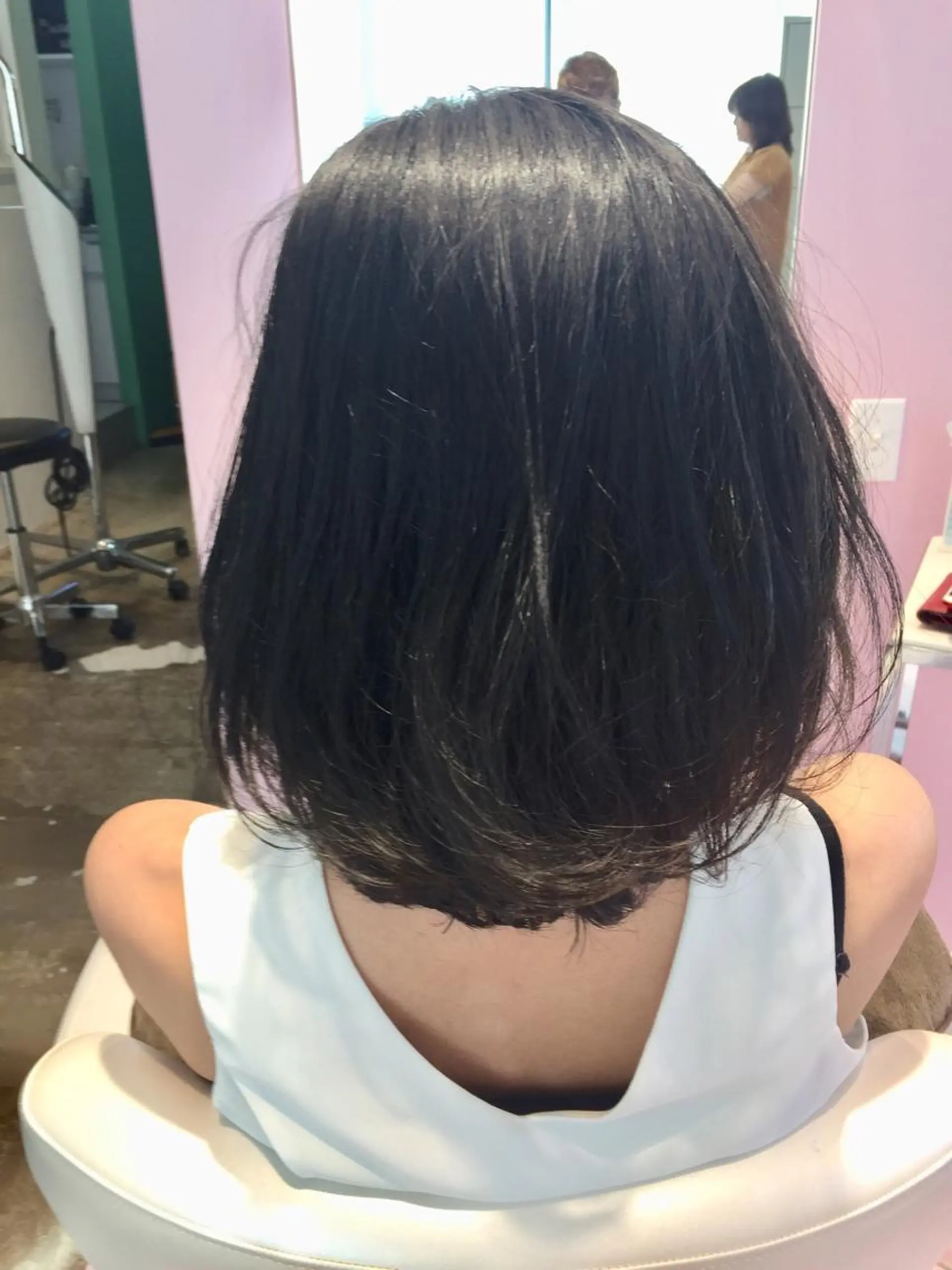 ショート カット ヘアカラー トリートメント 所渉/韓国レイヤー /ウルフカットのヘアスタイル