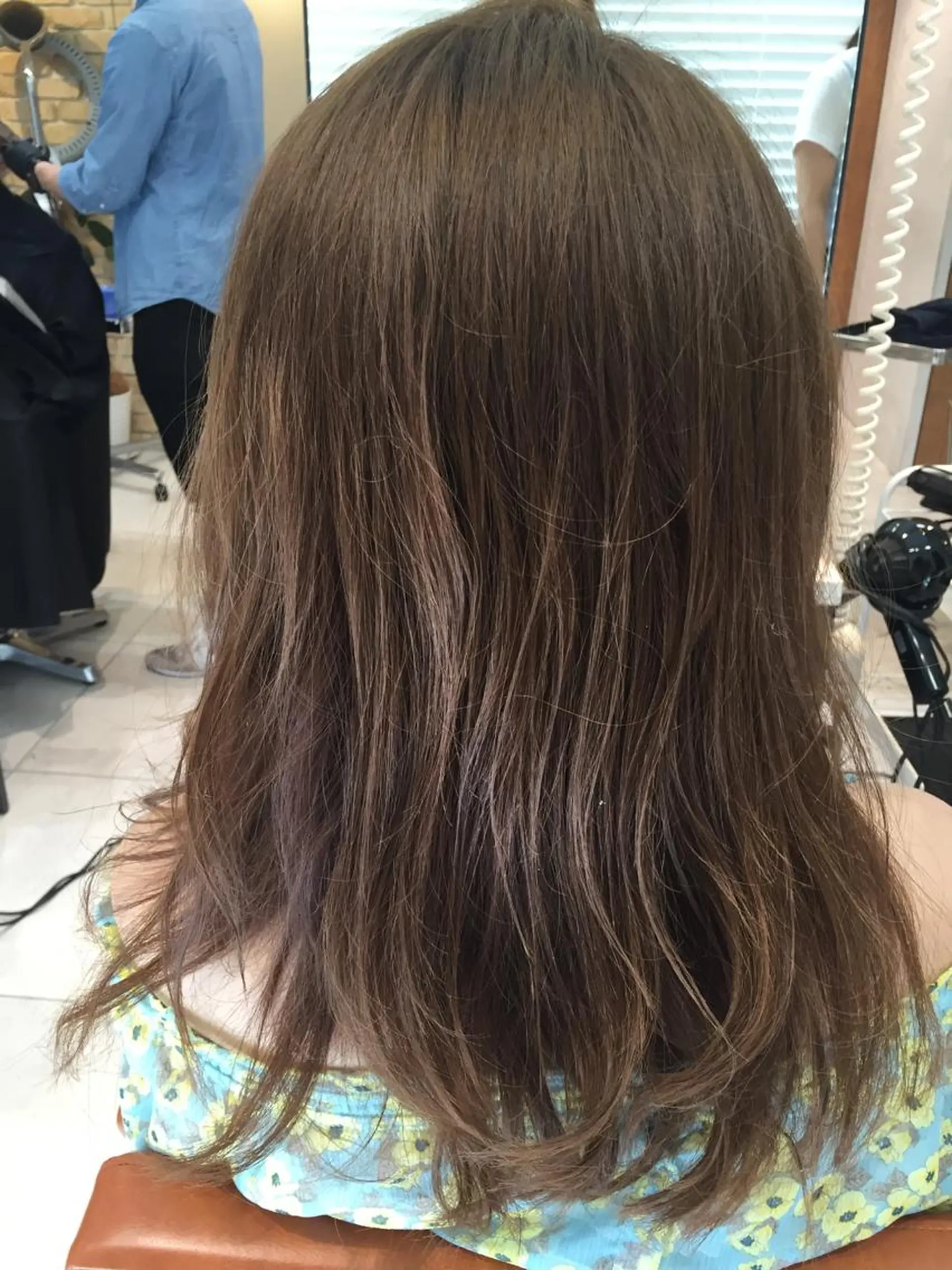 ミディアム カラー 韓国ヘア✨グレージュ カラーasamiのヘアスタイル