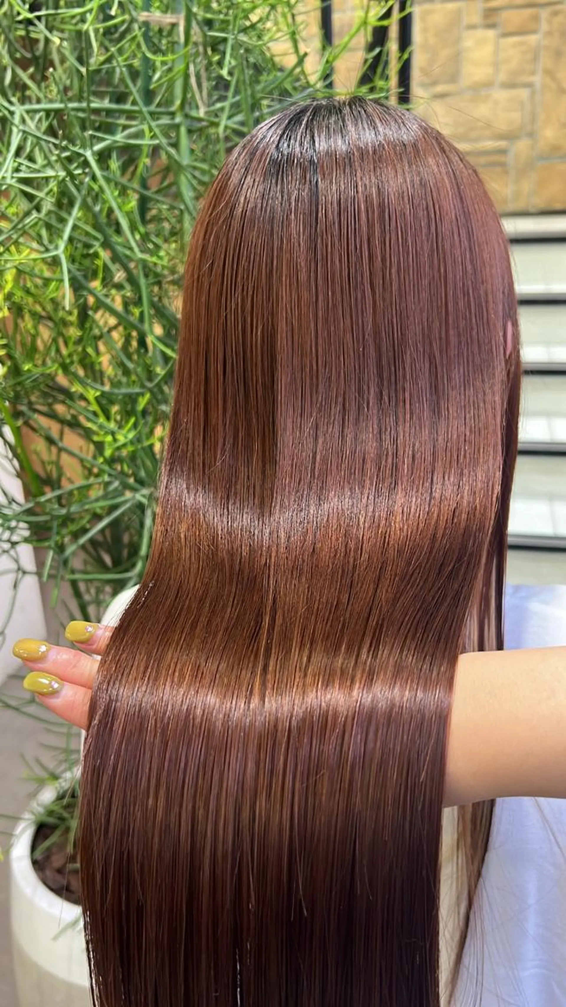 ミディアム 暖色ｶﾗｰ/ﾚｲﾔｰ ｶｯﾄ/Yunaのヘアスタイル