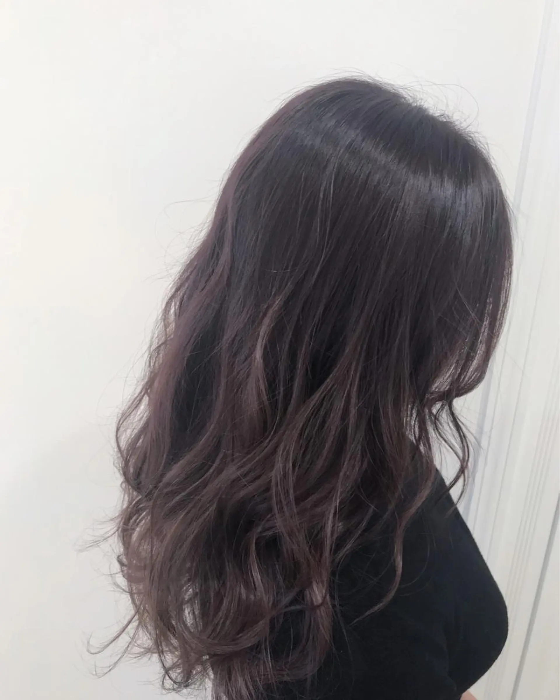 ロング カラー ヘアアレンジ ブラウンカラー グラデーションカラー パープルカラー パープルブラウン カット ヘアカラー トリートメント y.s.h所属・ハイトーンカラー🌈 メンズパーマ鈴木康平のヘアスタイル