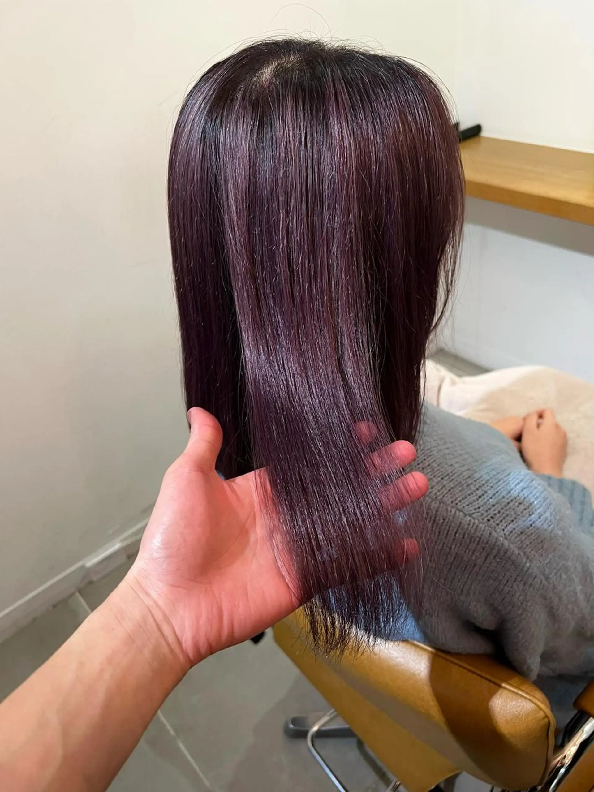 セミロング 似合わせレイヤー ＆縮毛矯正のヘアスタイル