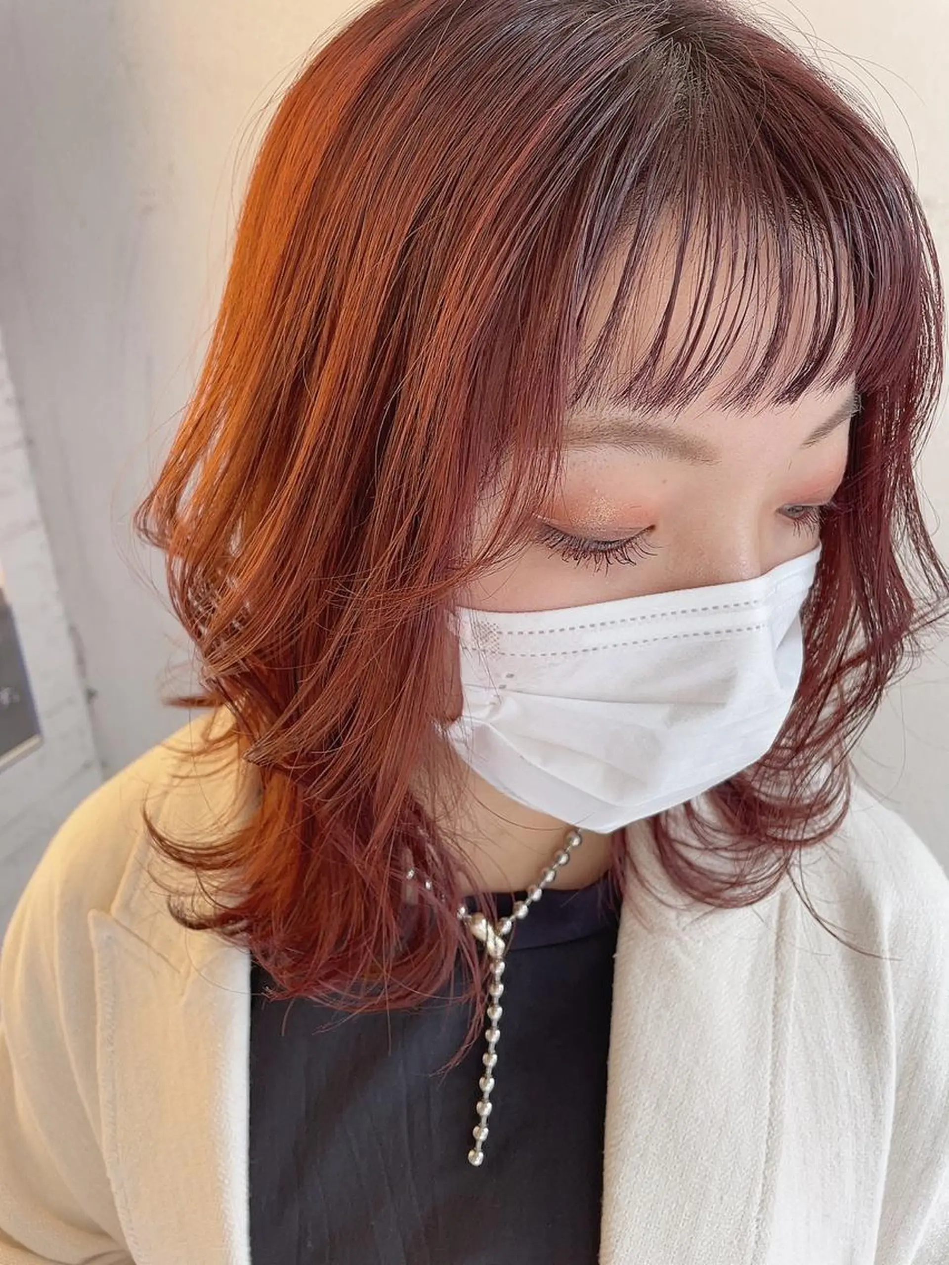 ミディアム カラー ブラウンカラー レッドカラー レッドブラウン オン眉 ハッシュカット/ボブ /レイヤー/彩奈のヘアスタイル