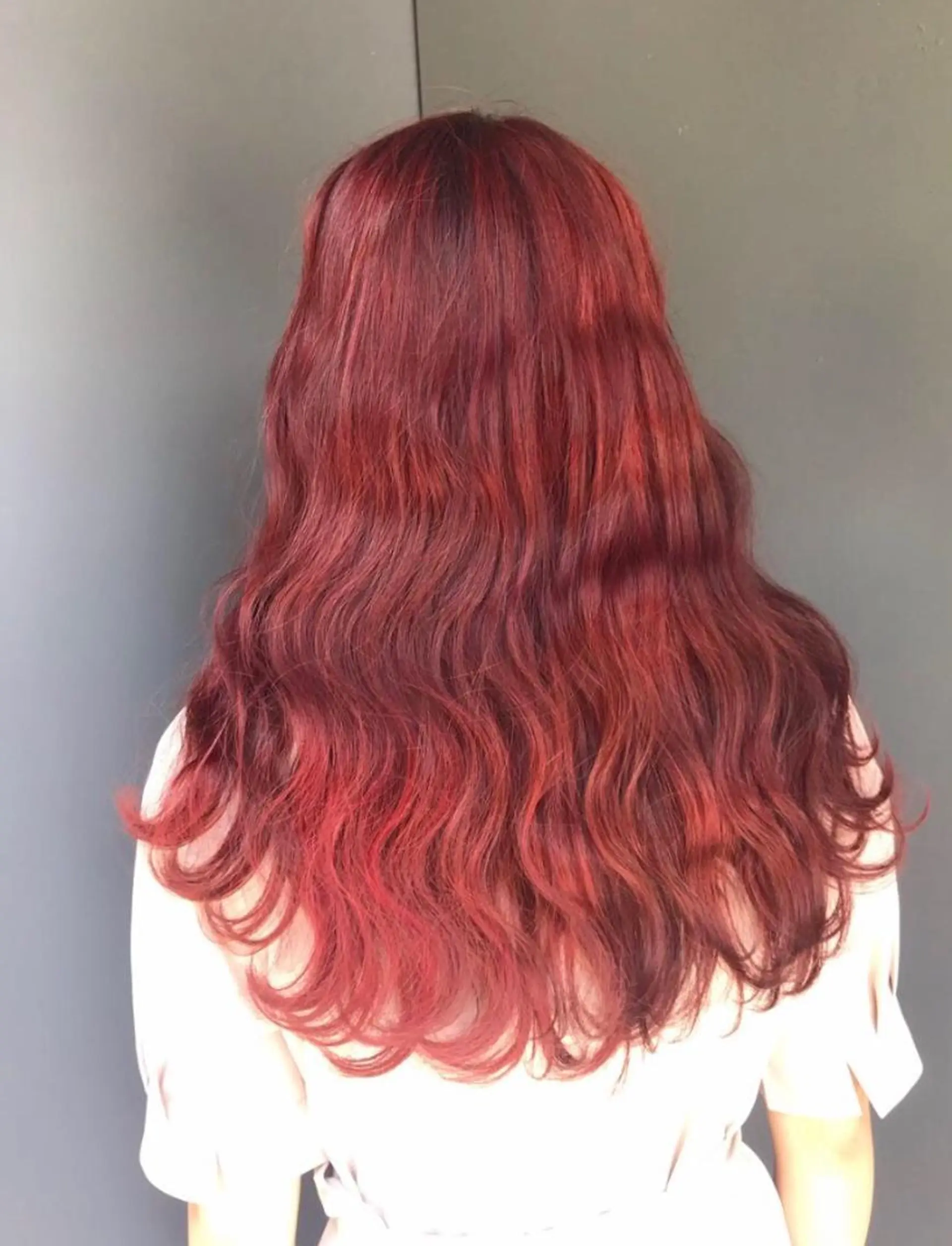 ロング カラー ブリーチ レッドカラー 韓国風ヘア オルチャンヘア ヘアカラー cfr professional artist salon所属・佐野 智史のヘアスタイル