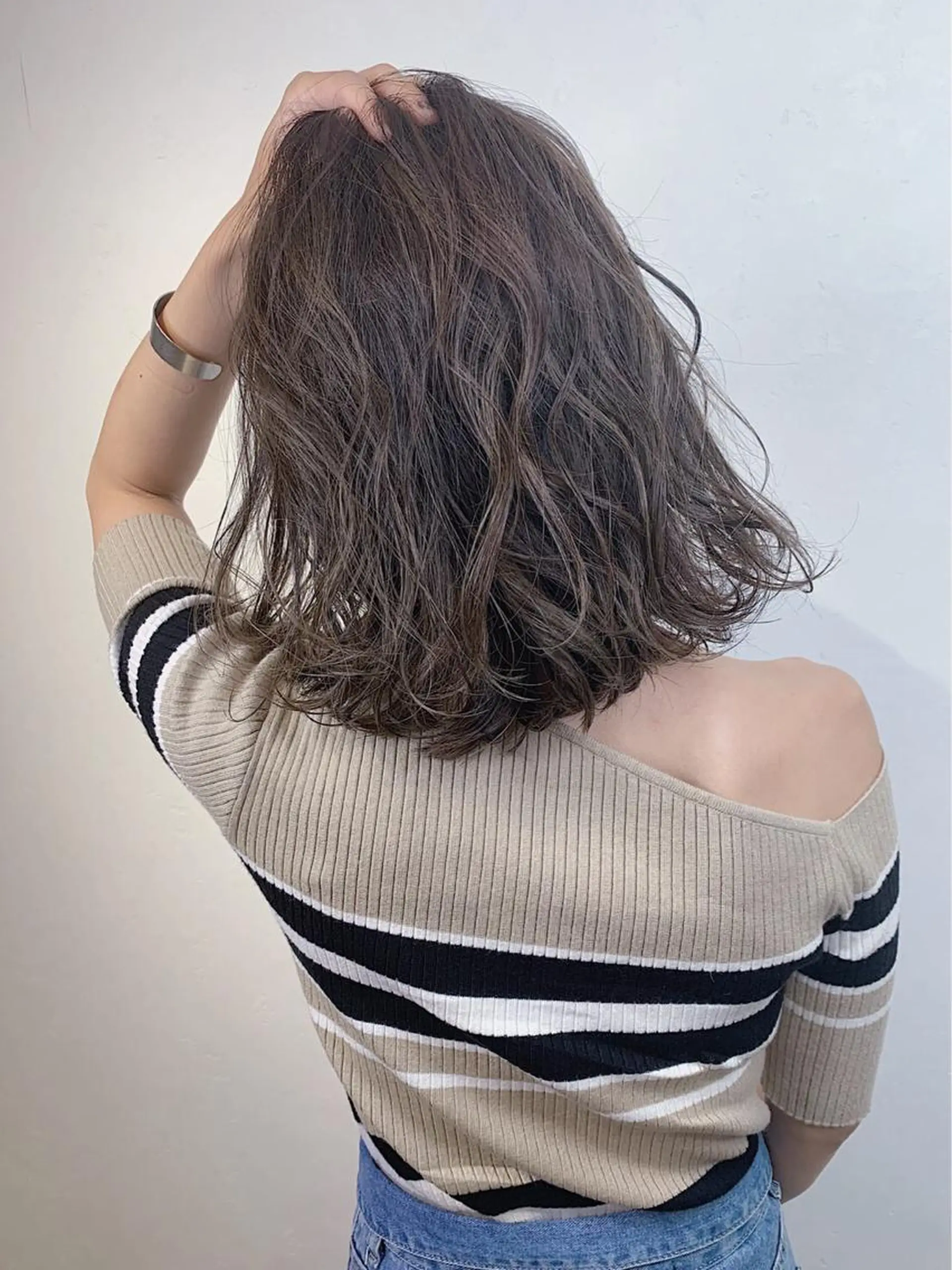 ミディアム カラー _WHITE＋ 南海難波店のヘアスタイル