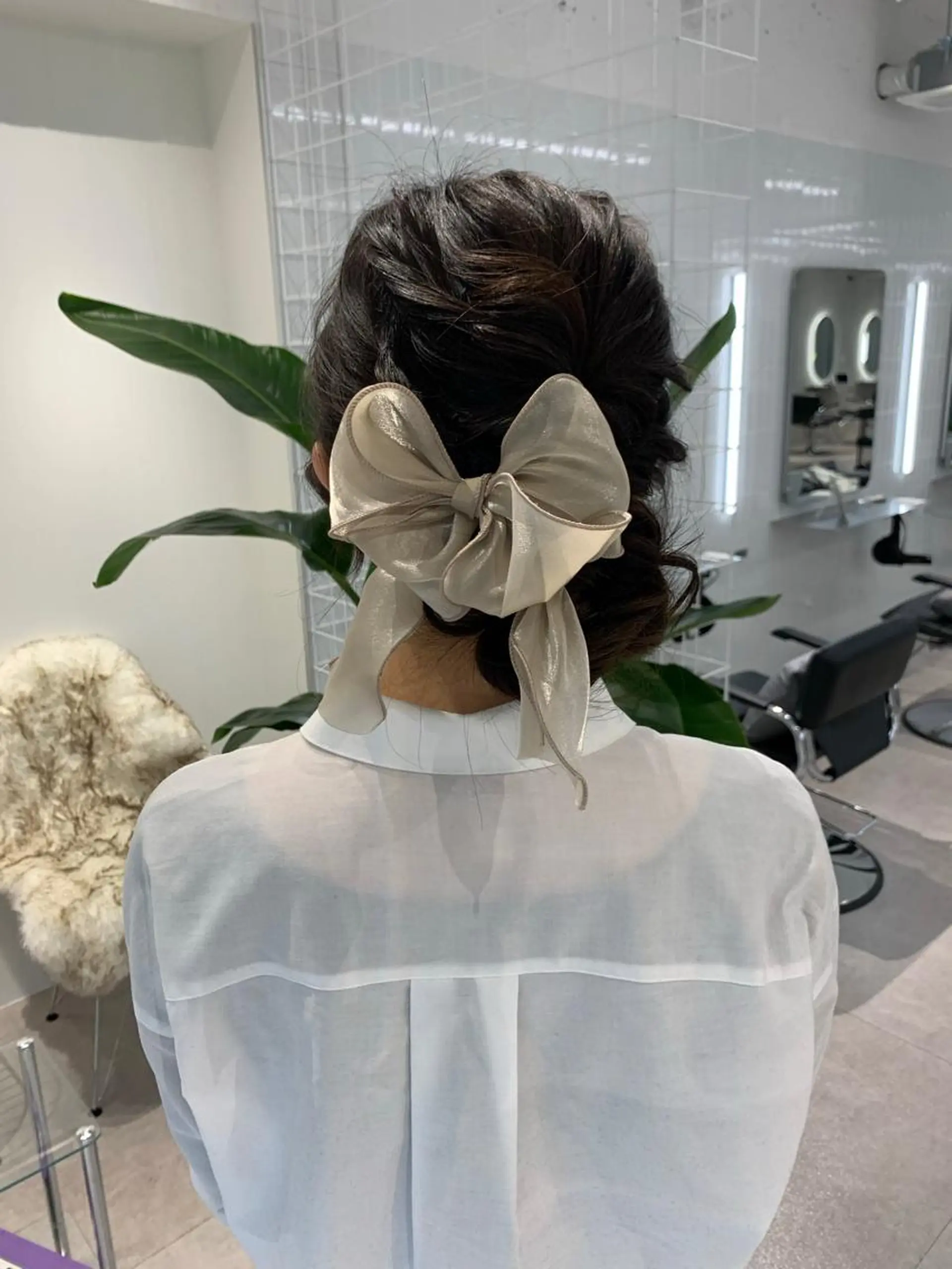 ロング カラー ヘアアレンジ 卒業式ヘアセット🎀 ヘアアレンジのヘアスタイル