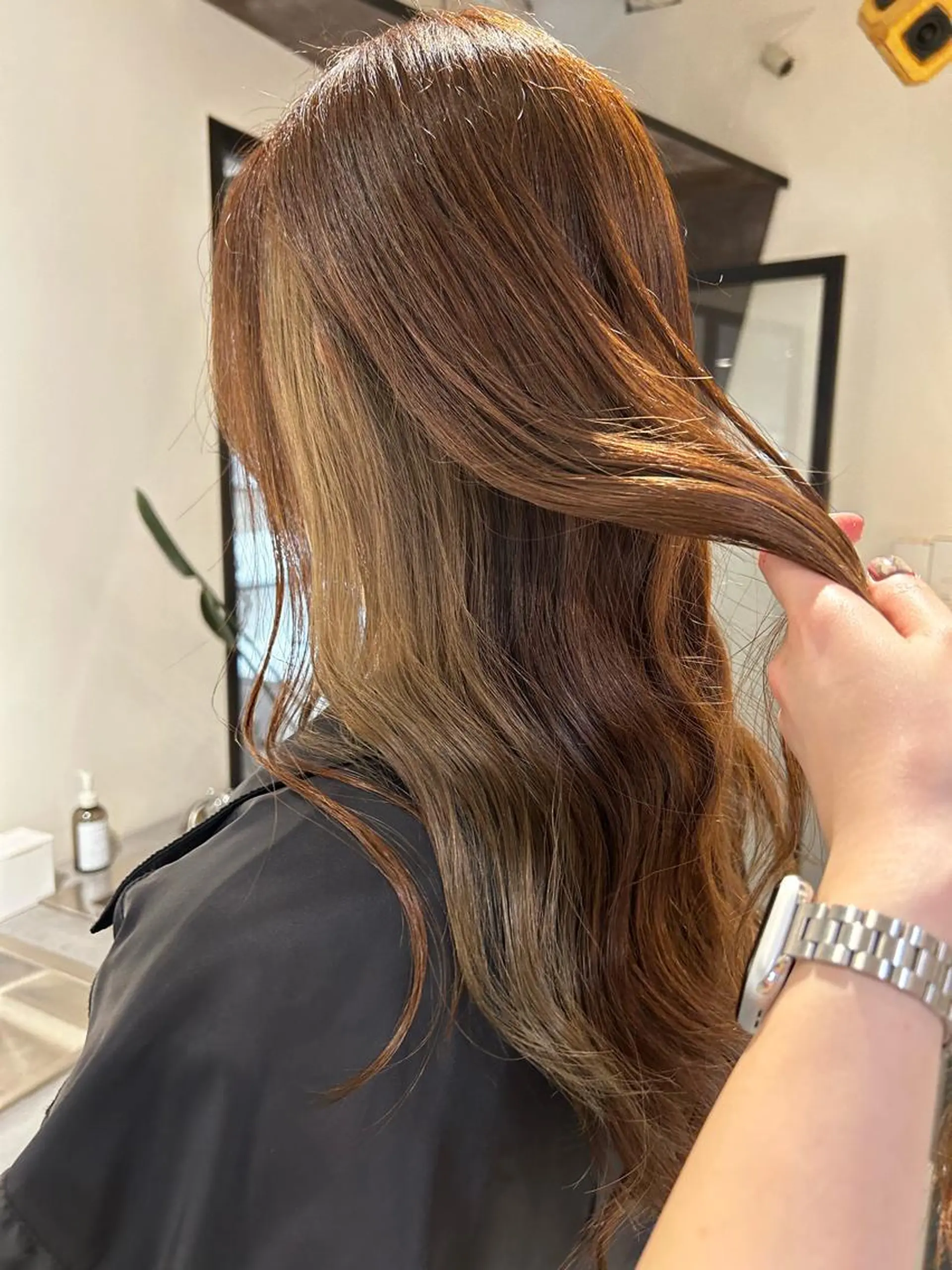 ロング SHINDO MIYUのヘアスタイル