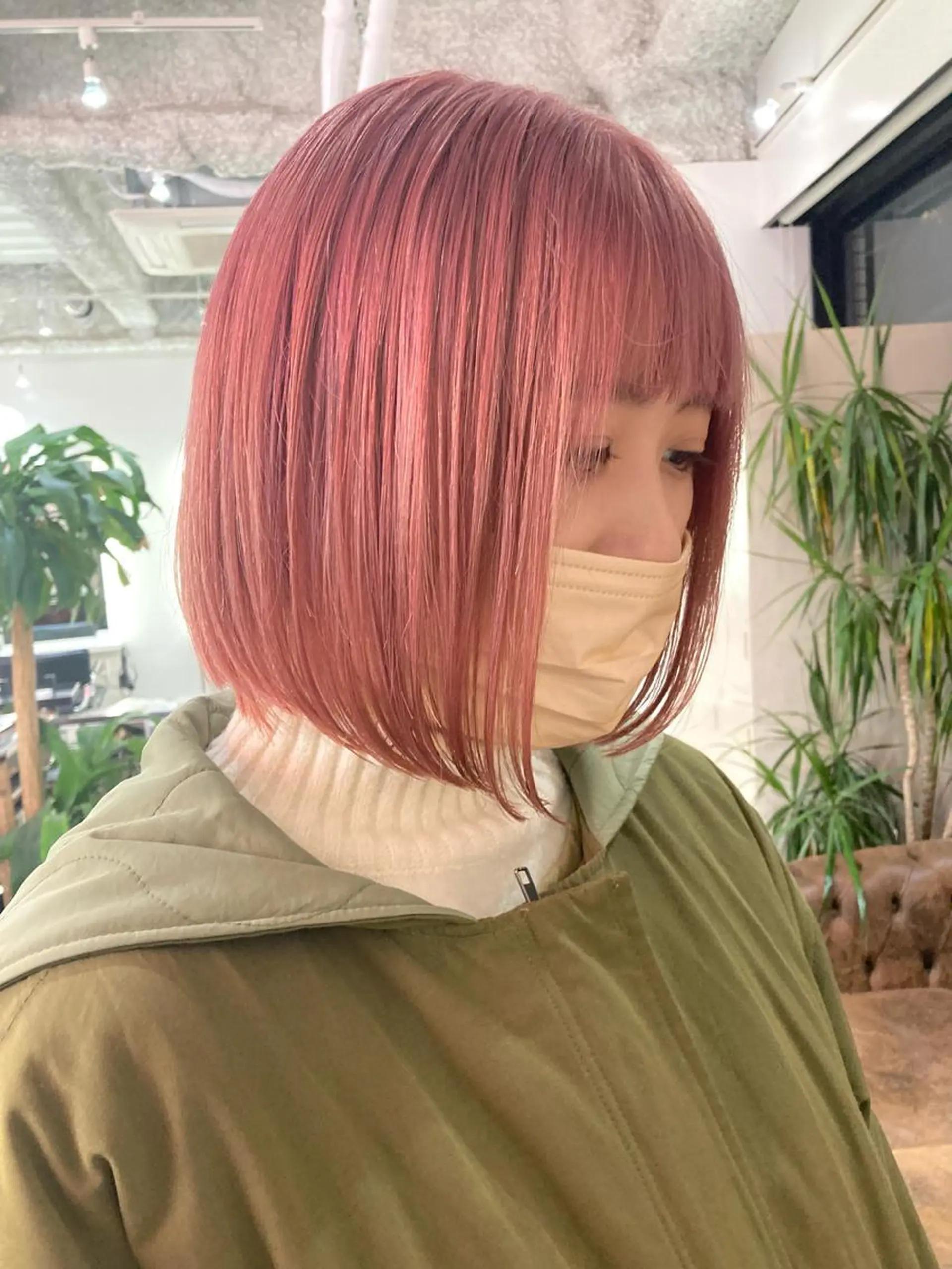 ショート カラー ヘアアレンジ 🧨ブリーチー×ボブ レイヤー💎じゅえるのヘアスタイル