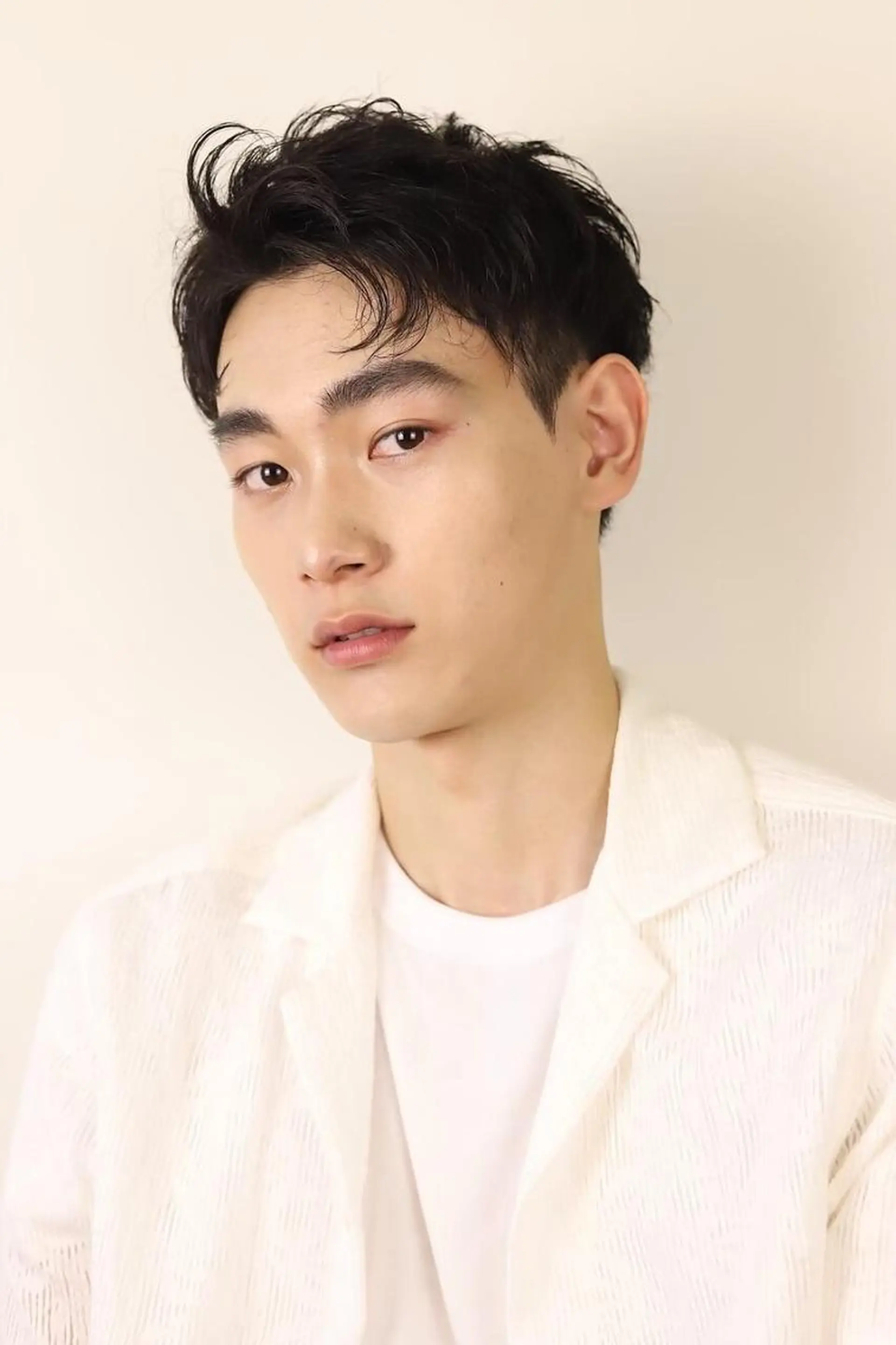 ショート メンズ メンズショート くせ毛 ショートヘア 羽佐間 百恵のヘアスタイル