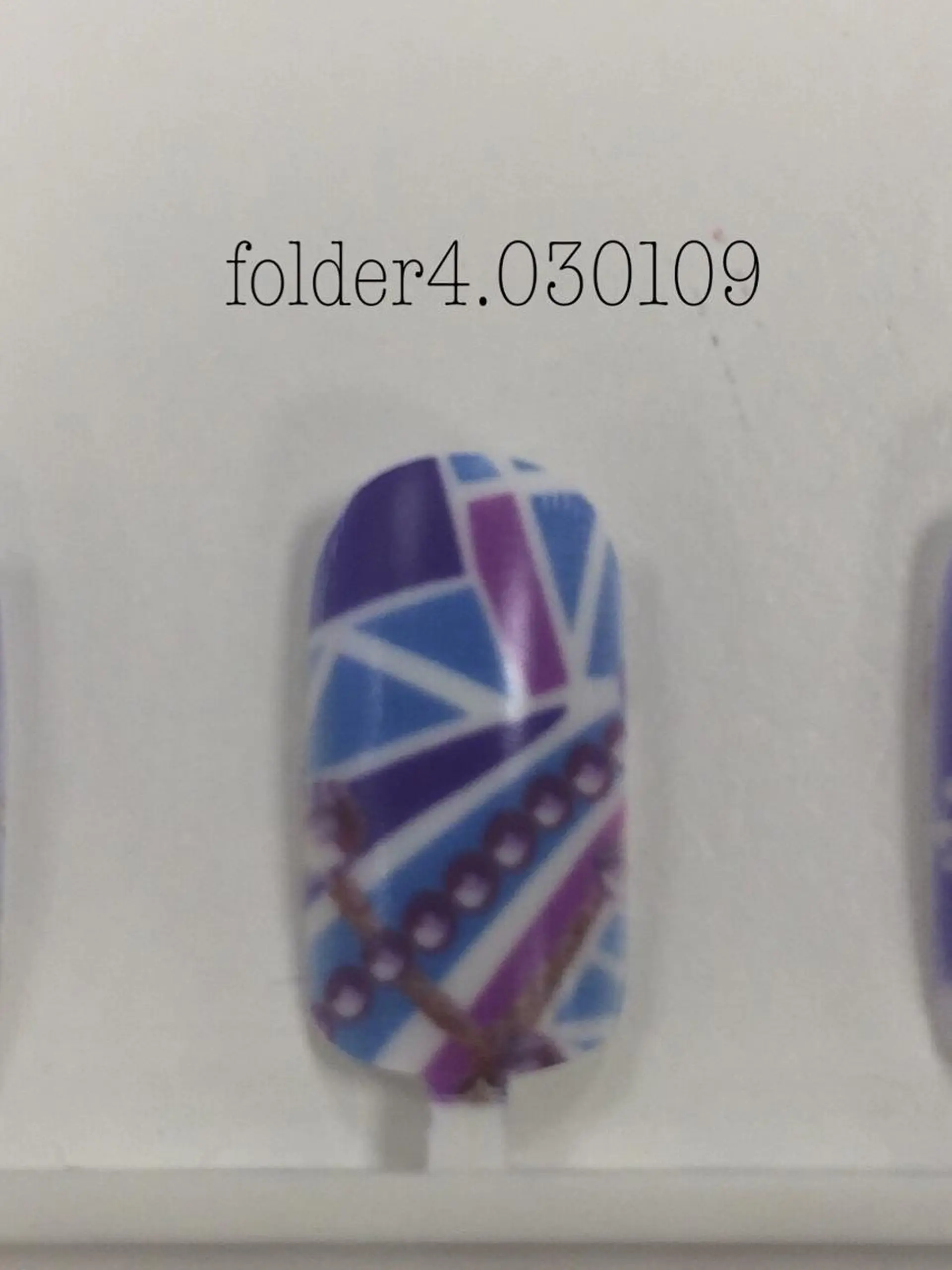 ネイル レイヤーカット 早崎太生のヘアスタイル