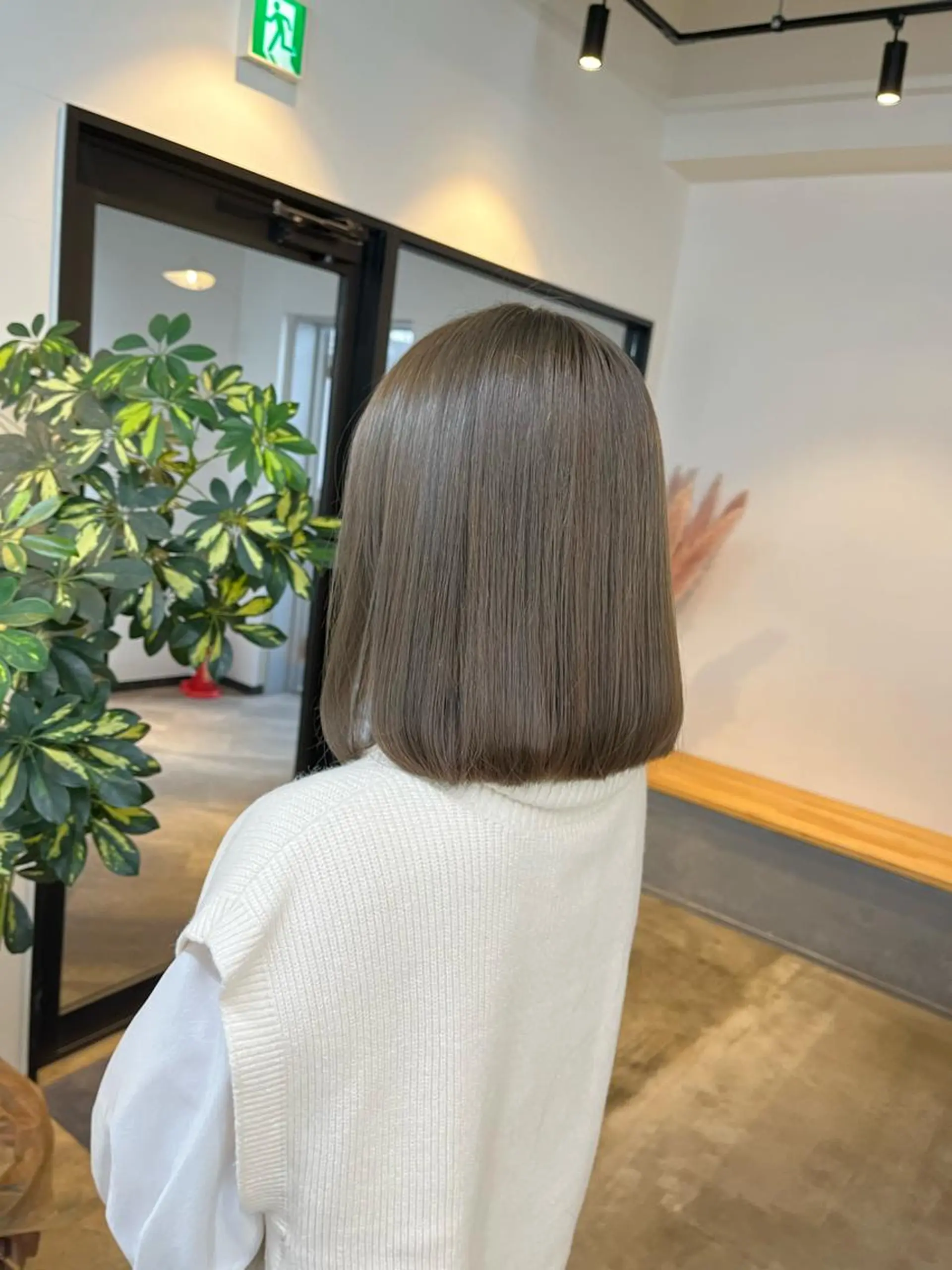 ショート カラー ヘアカラー ハイトーンカラ ー/小川のヘアスタイル