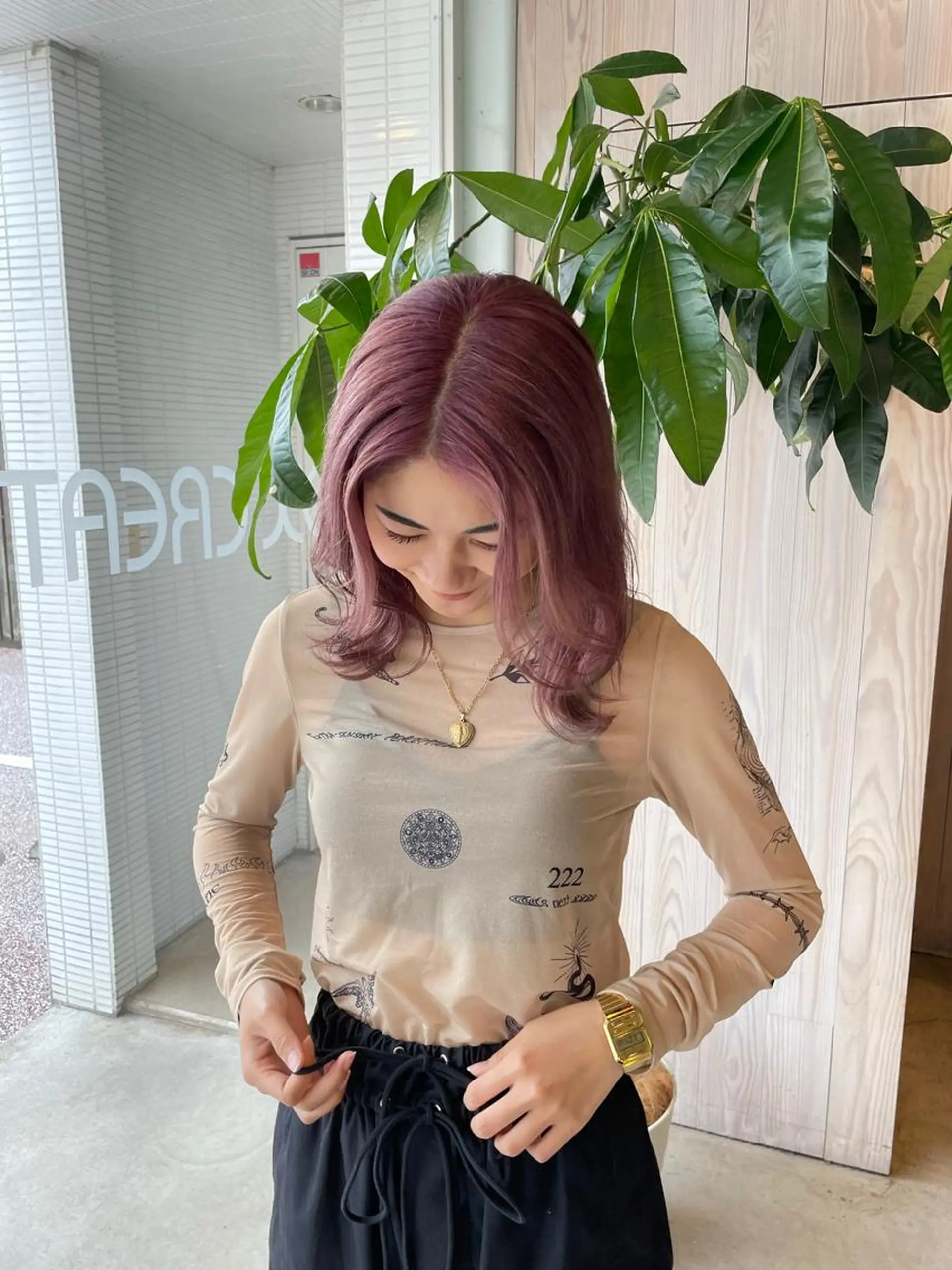 ミディアム カラー レイヤーカット/ マリアのヘアスタイル