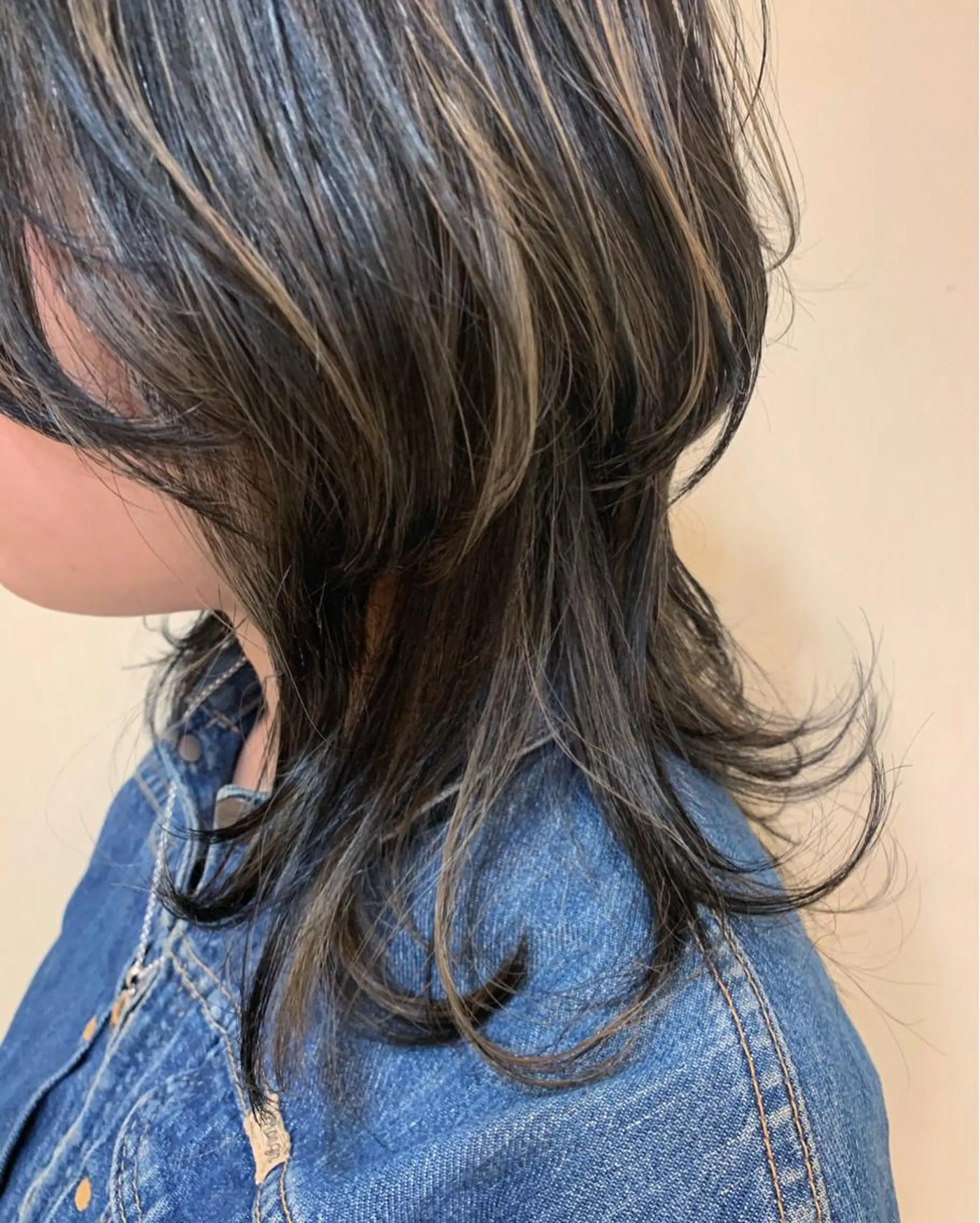 ミディアム カラー ヒラカホ/ ブリーチ/似合わせのヘアスタイル