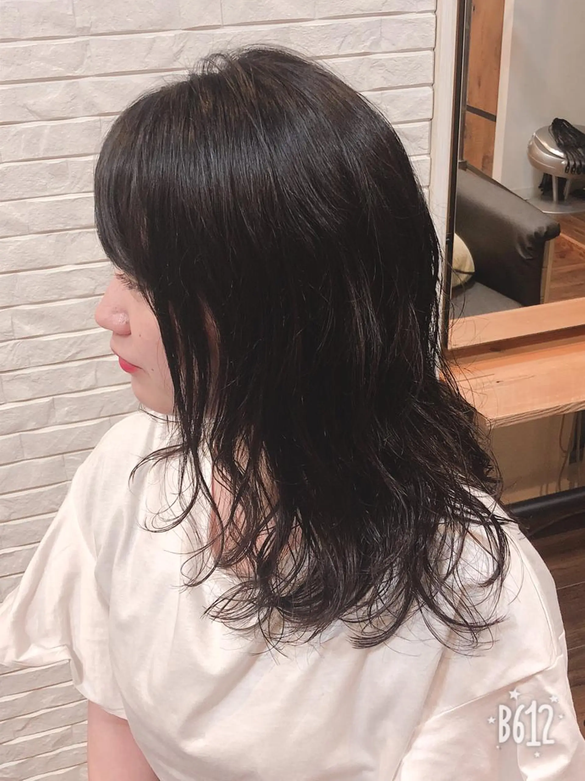 セミロング パーマ 伊藤 さやかのヘアスタイル