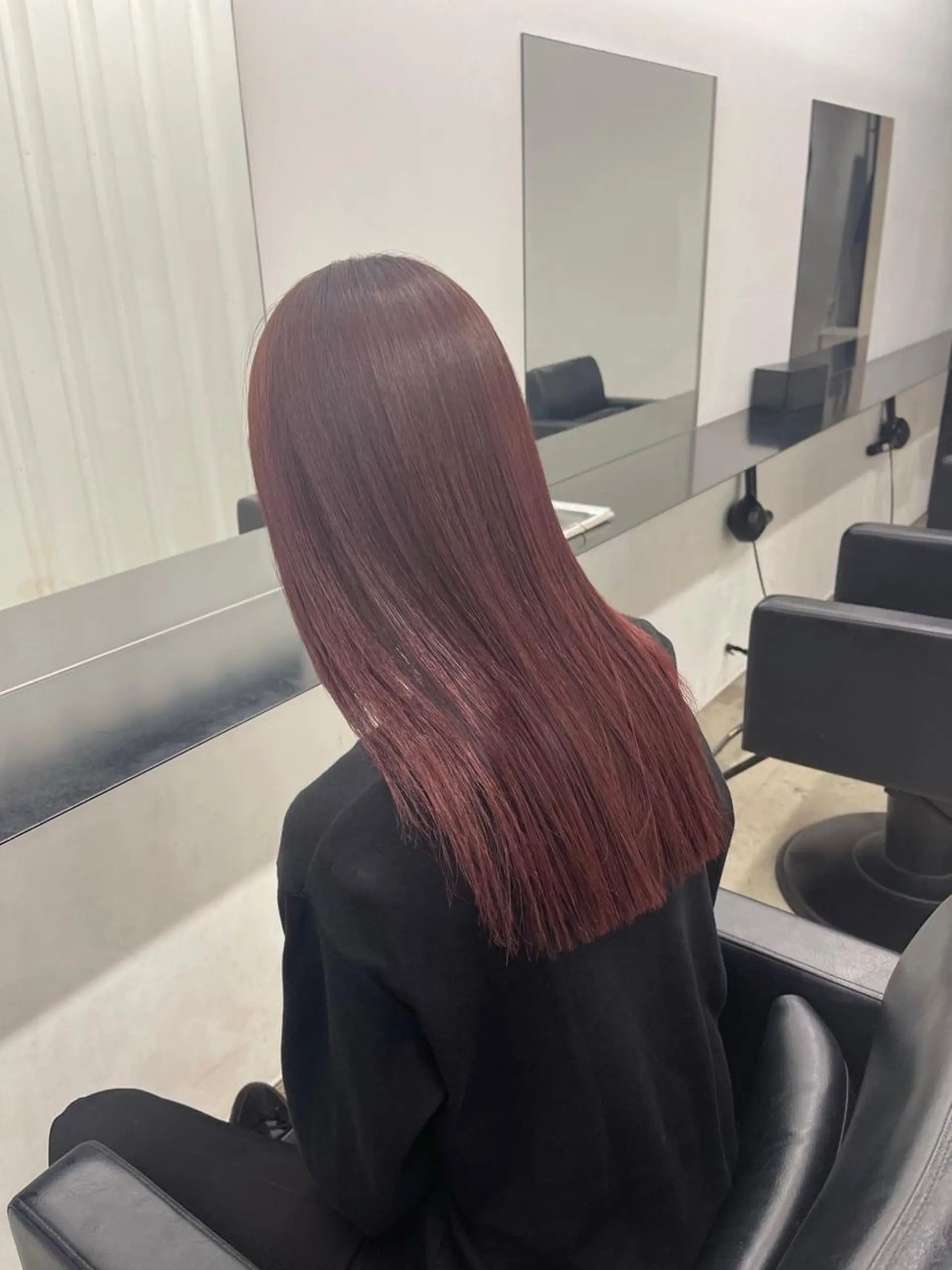 ロング TAKUMI .のヘアスタイル