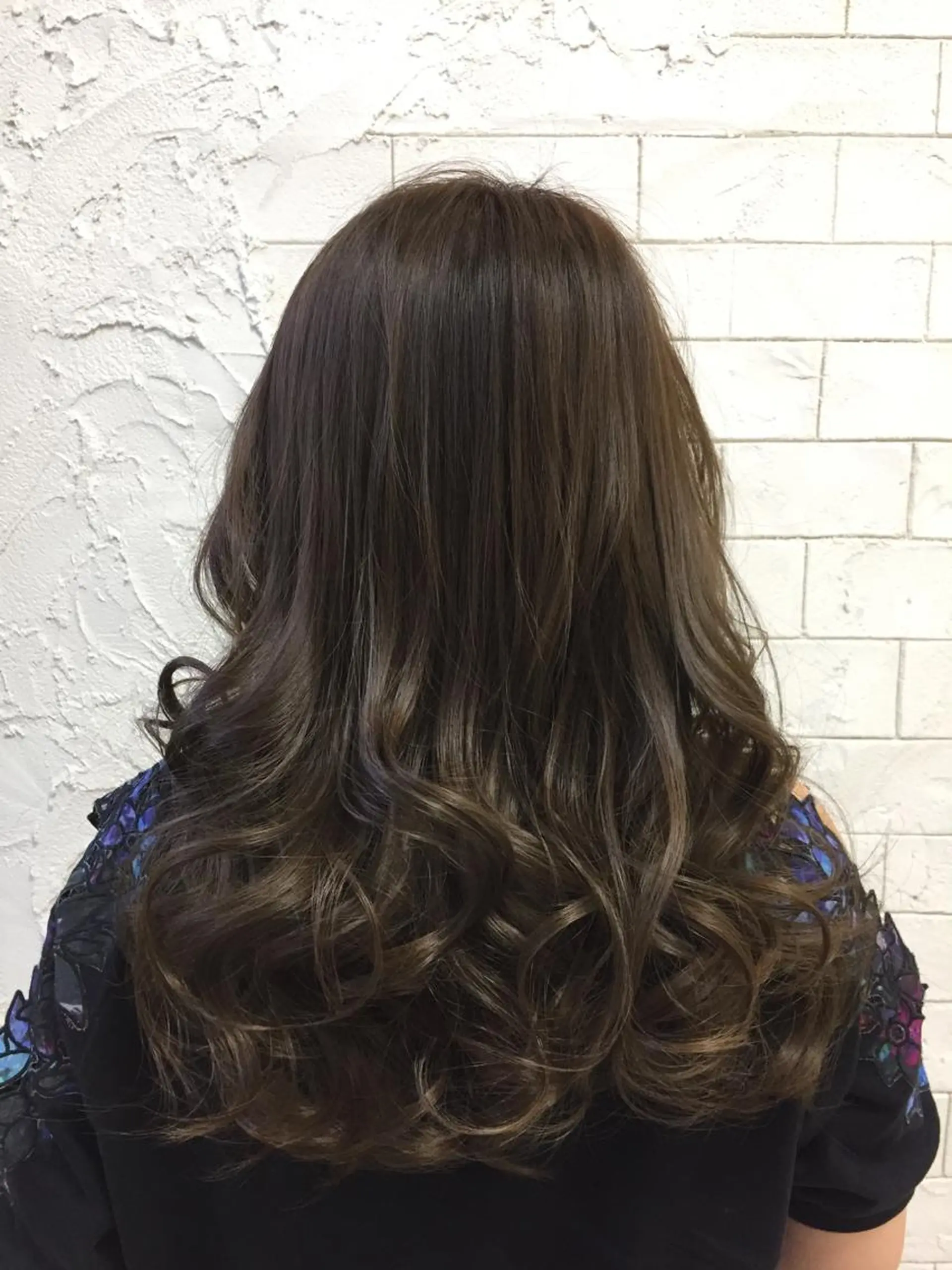 セミロング カラー archange 大井川のヘアスタイル