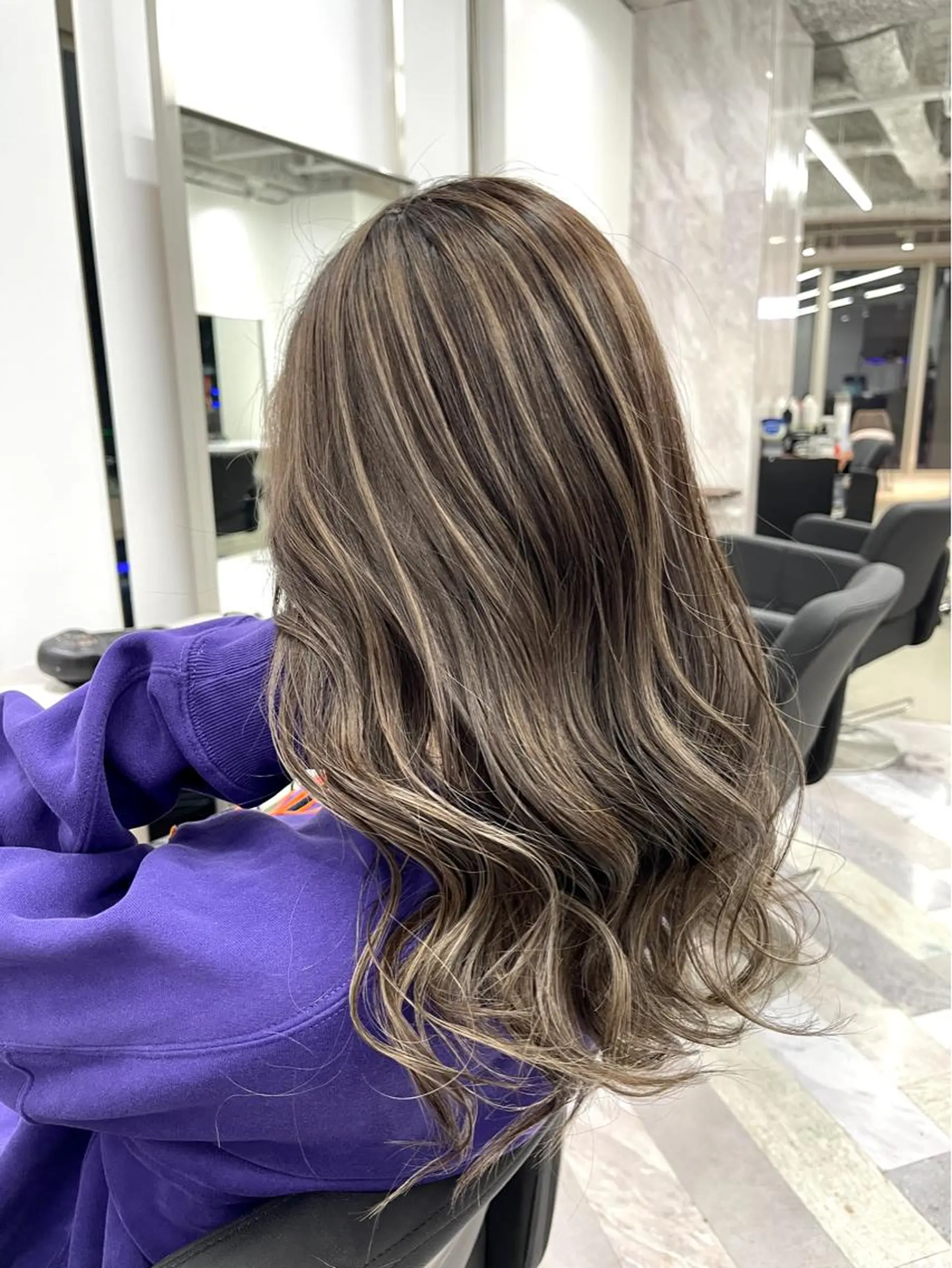 ロング カラー ハイライトカラー ハイライト カット ヘアカラー himeka🪽 アレンジ/ブリーチのヘアスタイル