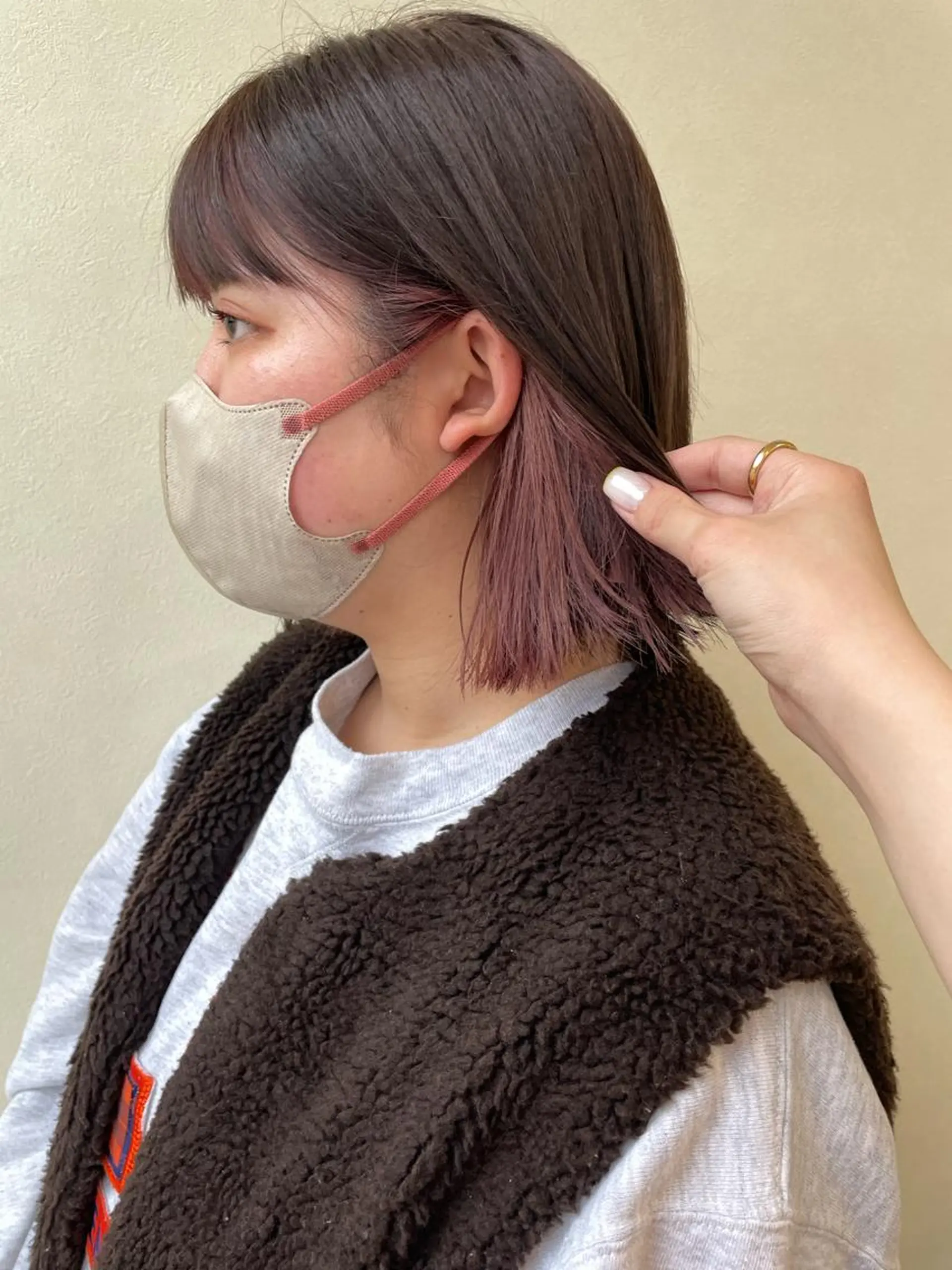 ミディアム カラー 立川 奈那子のヘアスタイル