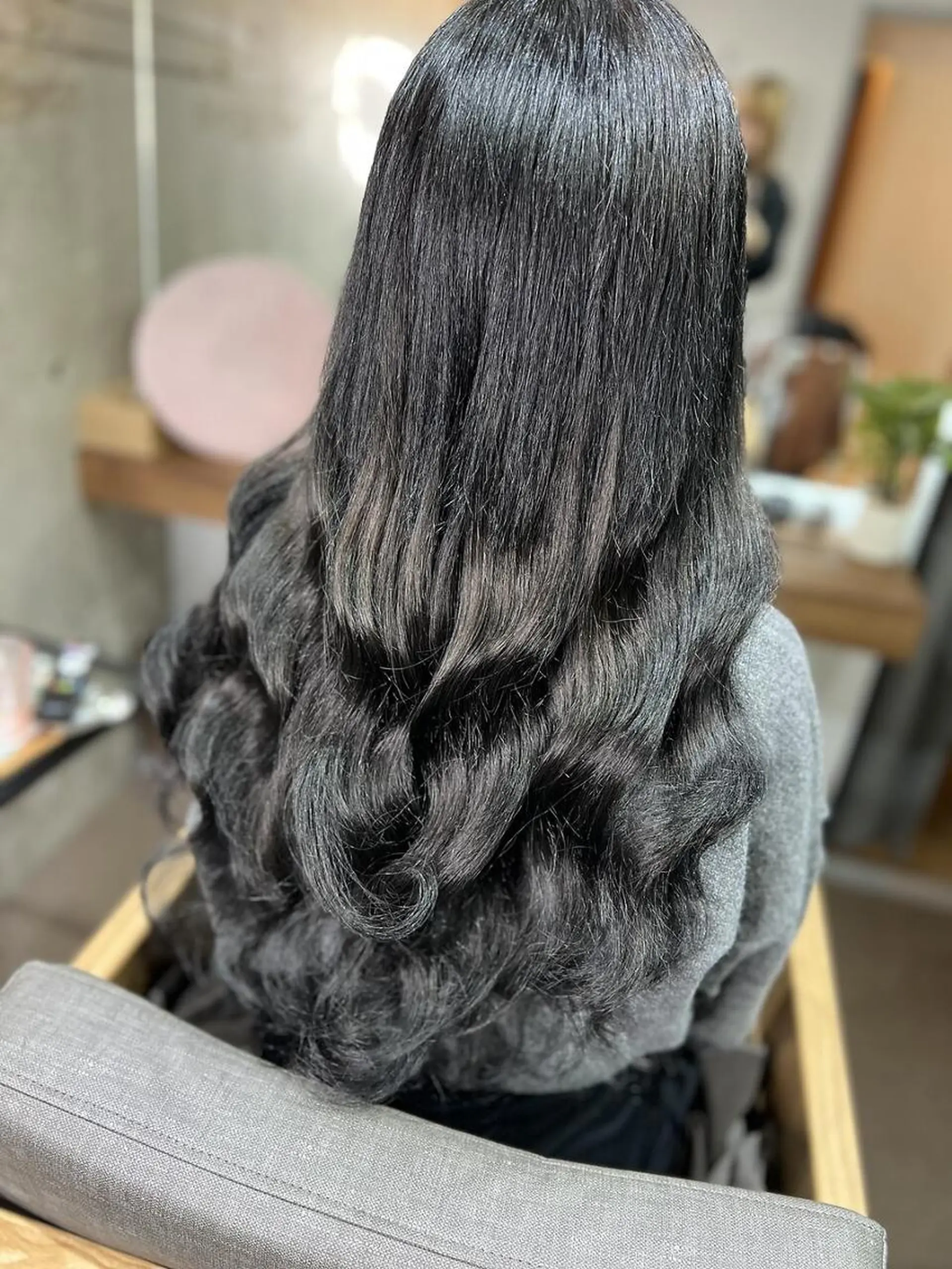 ロング カラー カット ヘアカラー トリートメント 深夜美容師yuu✂️ 夜23時まで●🌃のヘアスタイル