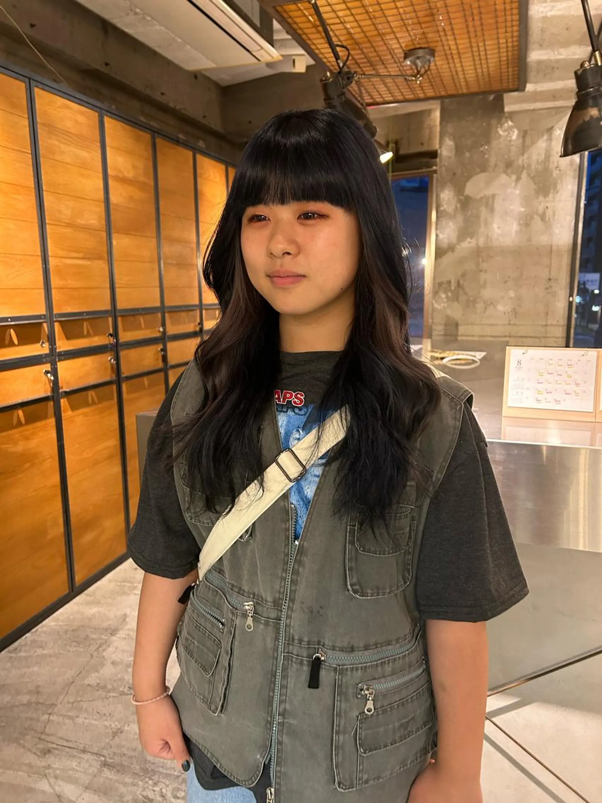 セミロング カラー 黒髪 ブルーカラー ブルーブラック 透明感カラー カット ヘアカラー 海外レイヤー /NAGISAのヘアスタイル