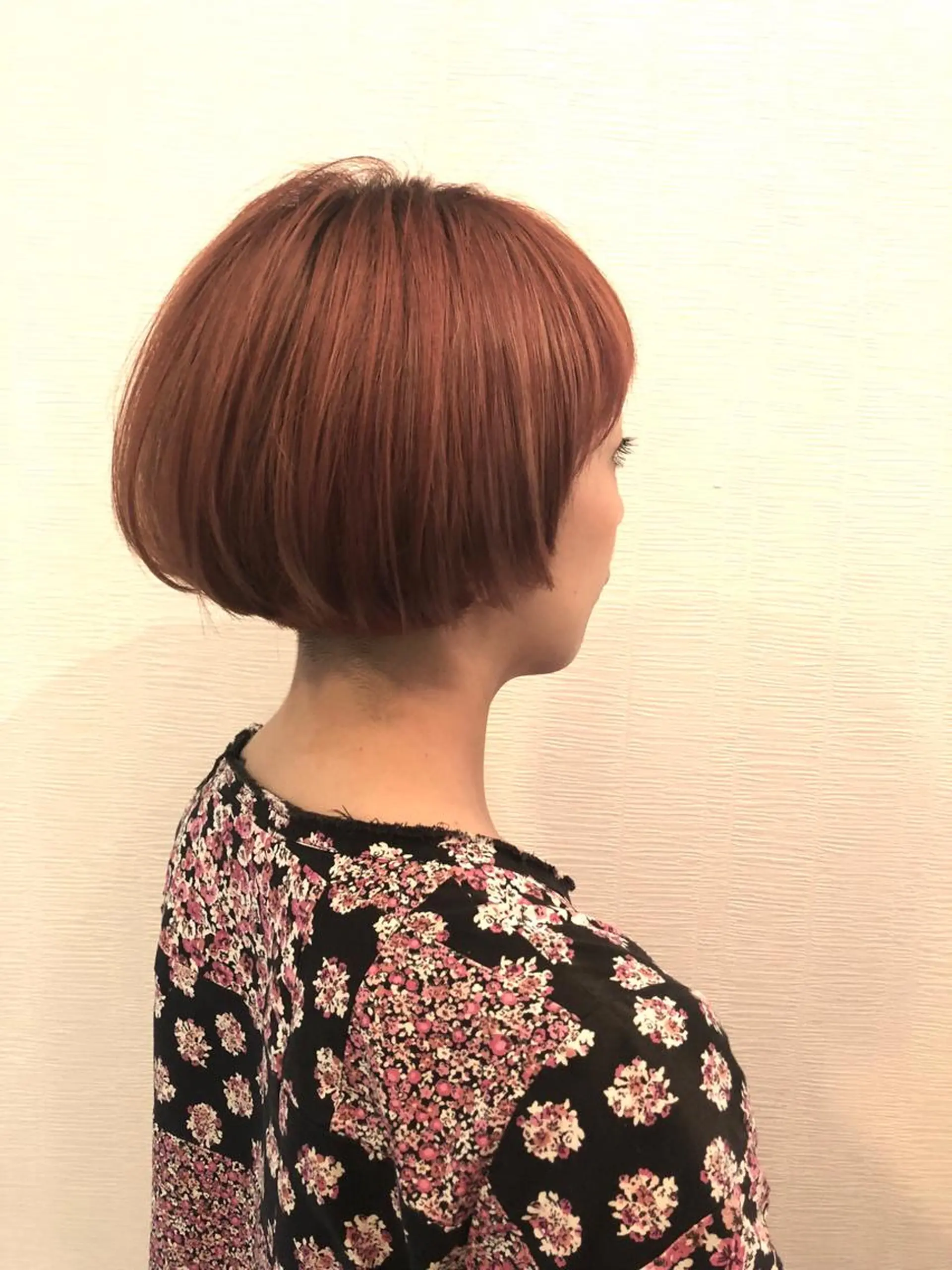 ショート カラー ヘアカラー トリートメント 平川 友希子のヘアスタイル