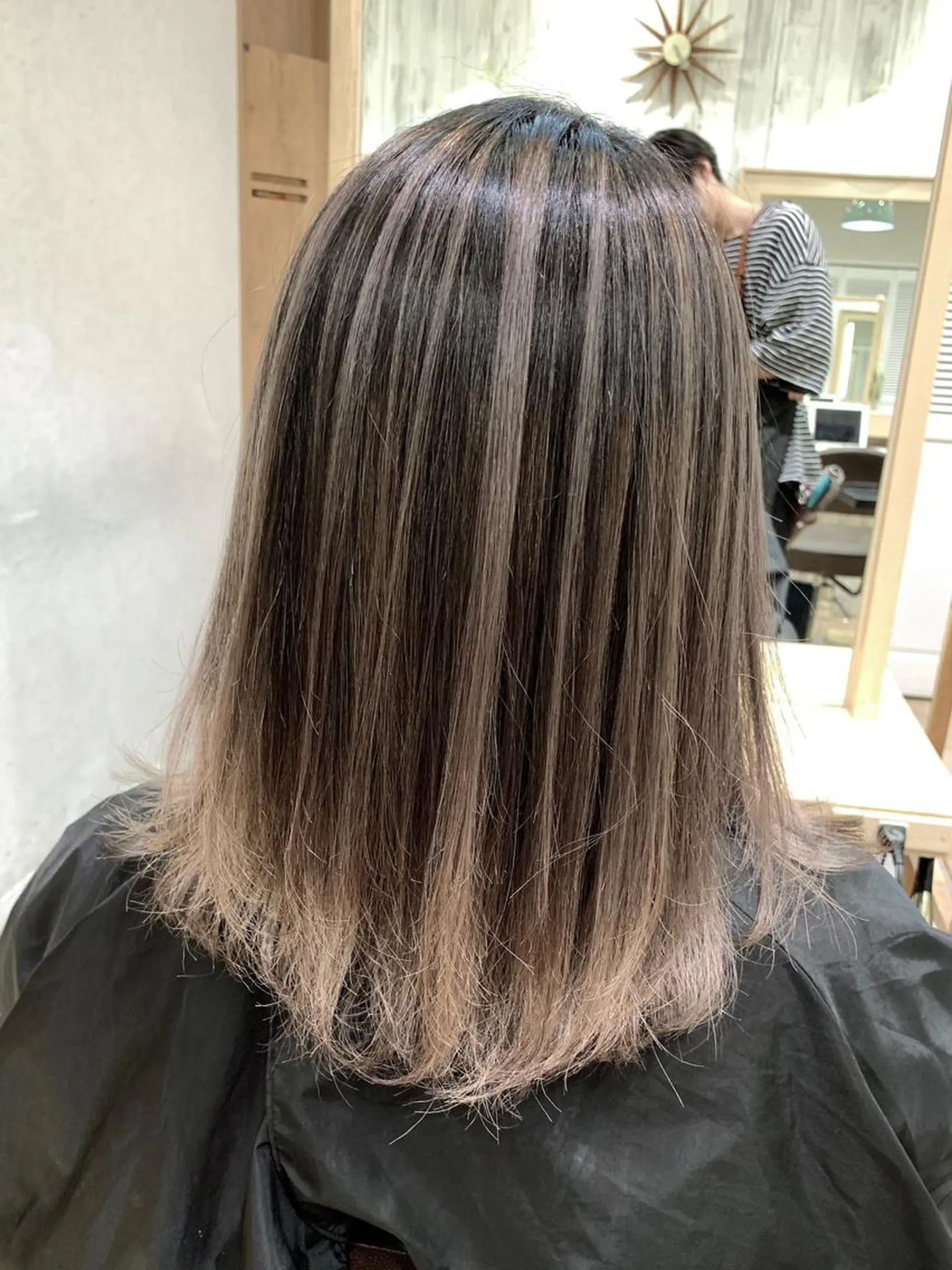 ミディアム カラー LUSTRE クロサワのヘアスタイル