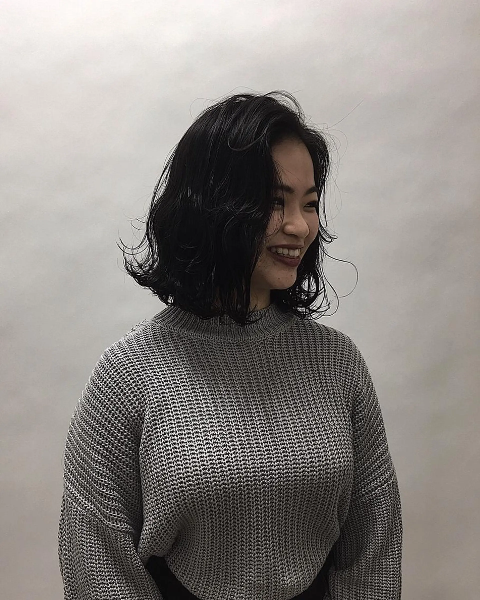 ミディアム カラー ハイトーン/レイヤー /ウルフ⭐️永田⭐️のヘアスタイル