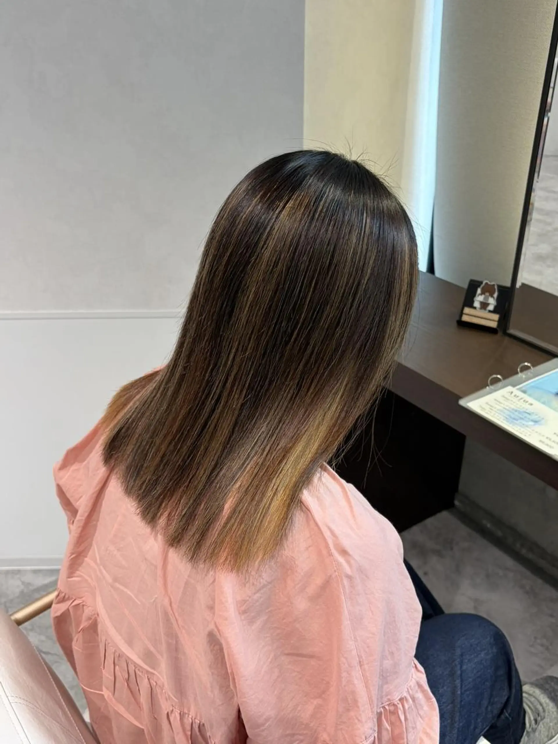 セミロング ハイライト 縮毛矯正 カット 縮毛矯正 縮毛矯正特化🩰 竹口はるかのヘアスタイル