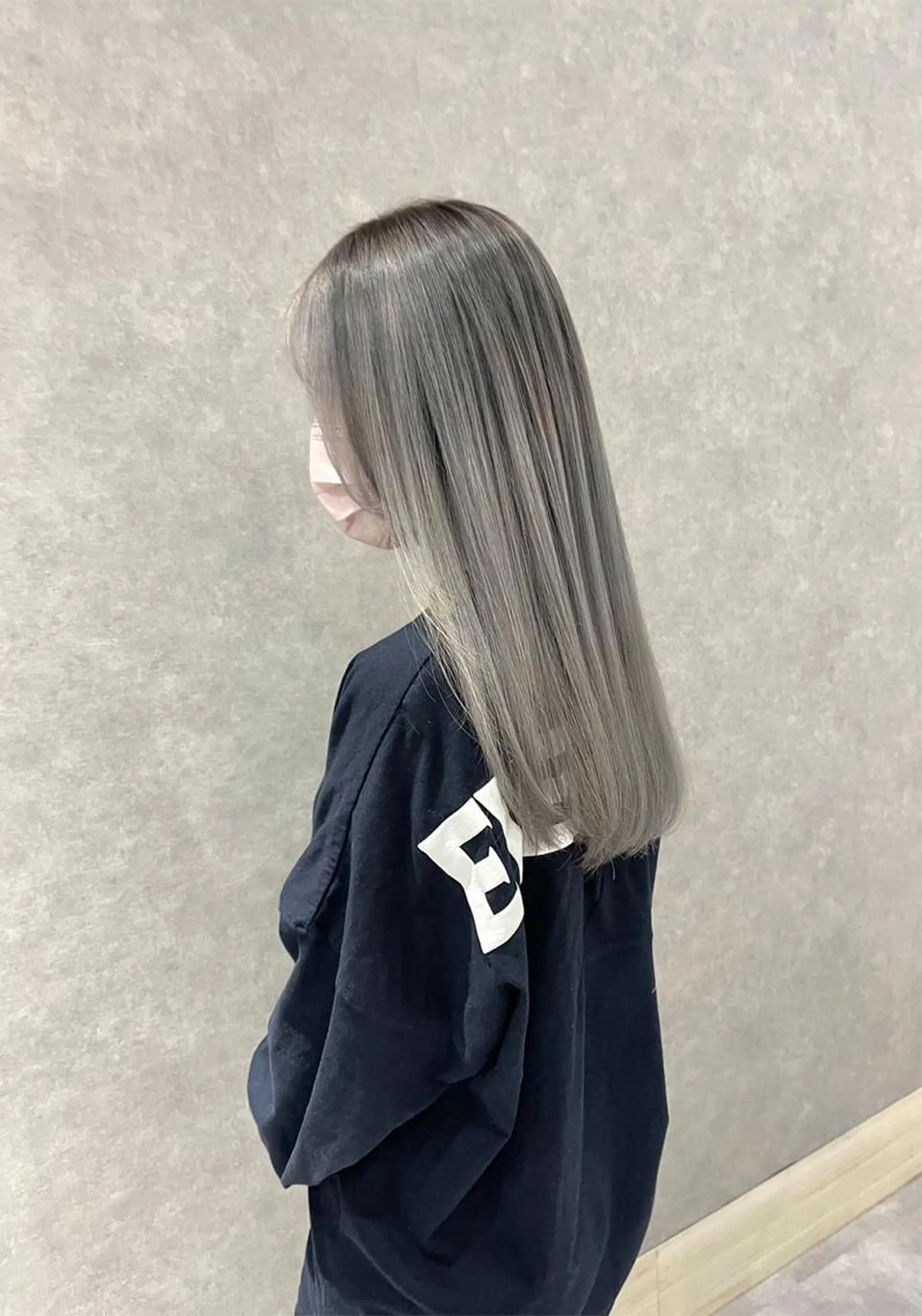 ロング カラー ヘアカラー トリートメント 一ノ瀬 暁のヘアスタイル