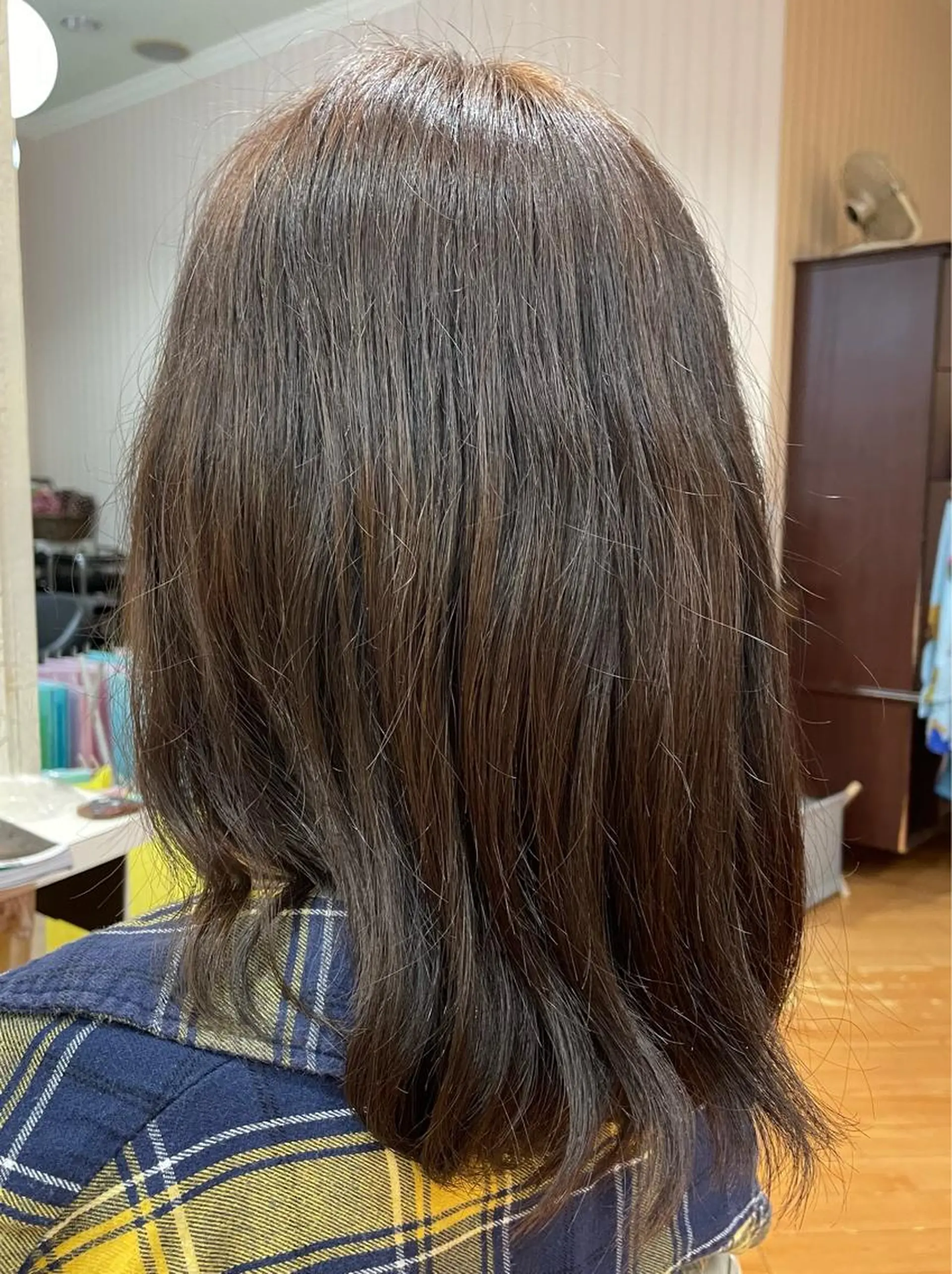 カラー 石原 はるかのヘアスタイル