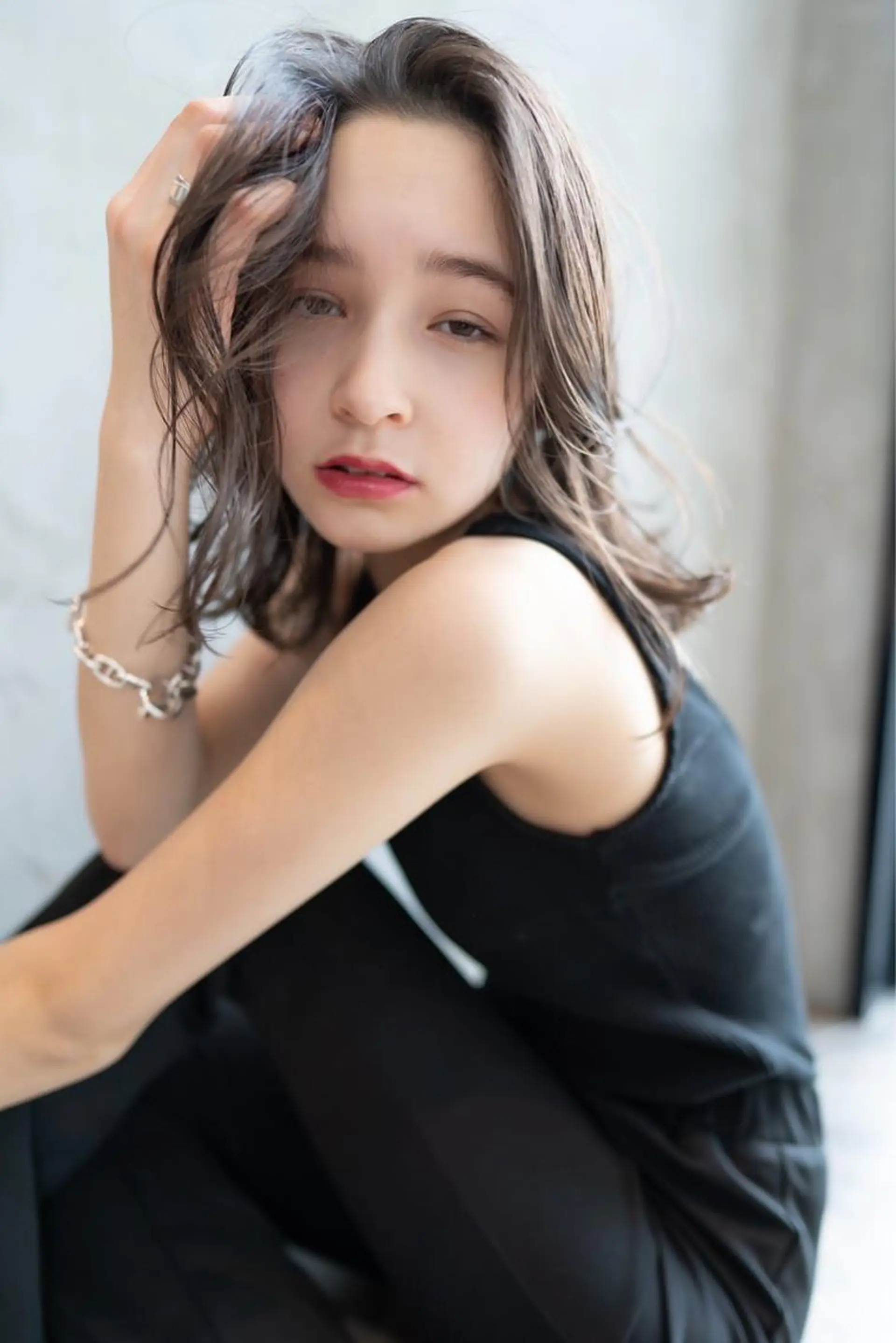 ミディアム カラー アッシュ 10月限定モニター 髪質改善美髪矯正のヘアスタイル