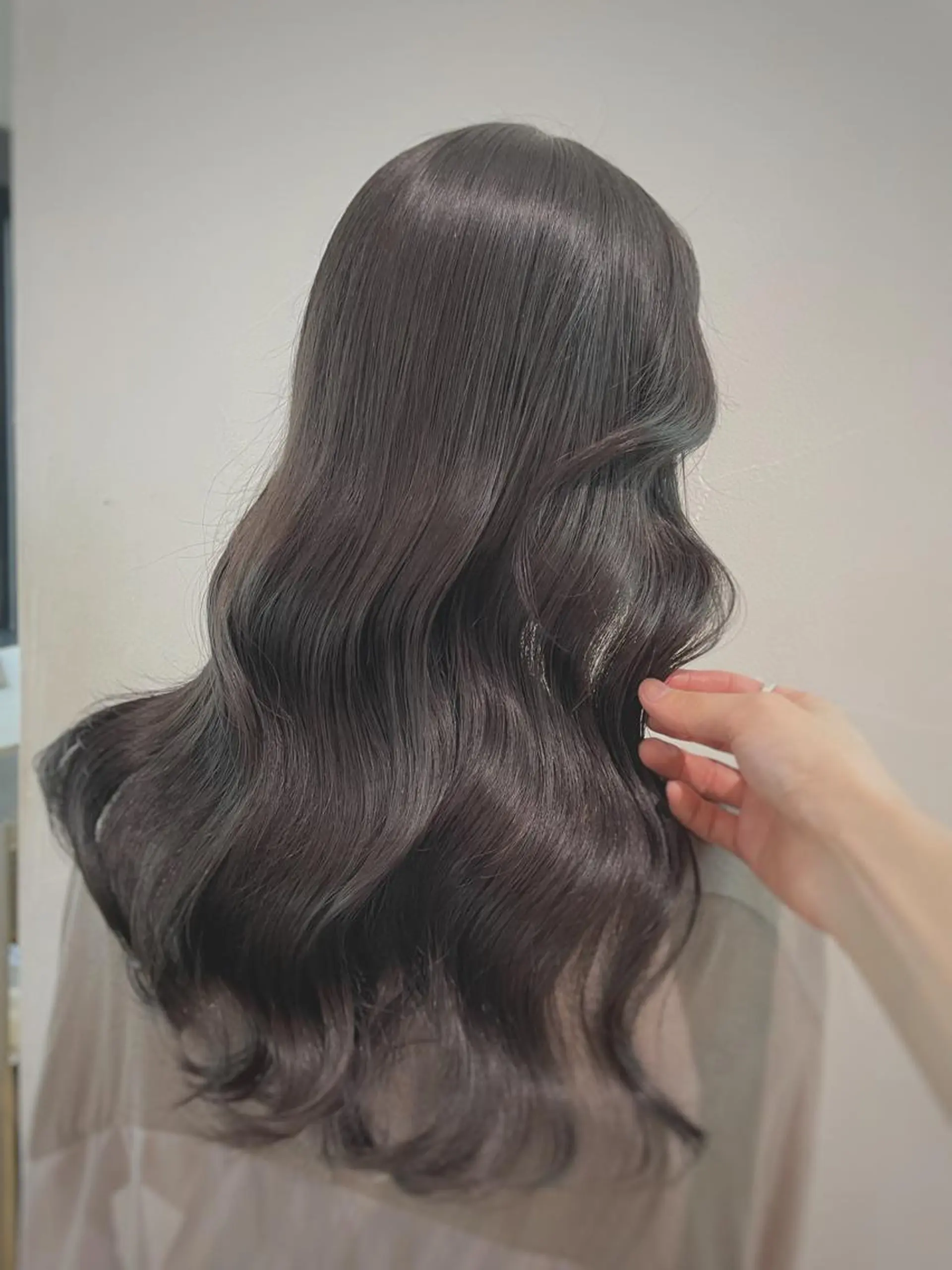 ミディアム カット ヘアカラー トリートメント TAKUMI 【美髪特化】のヘアスタイル