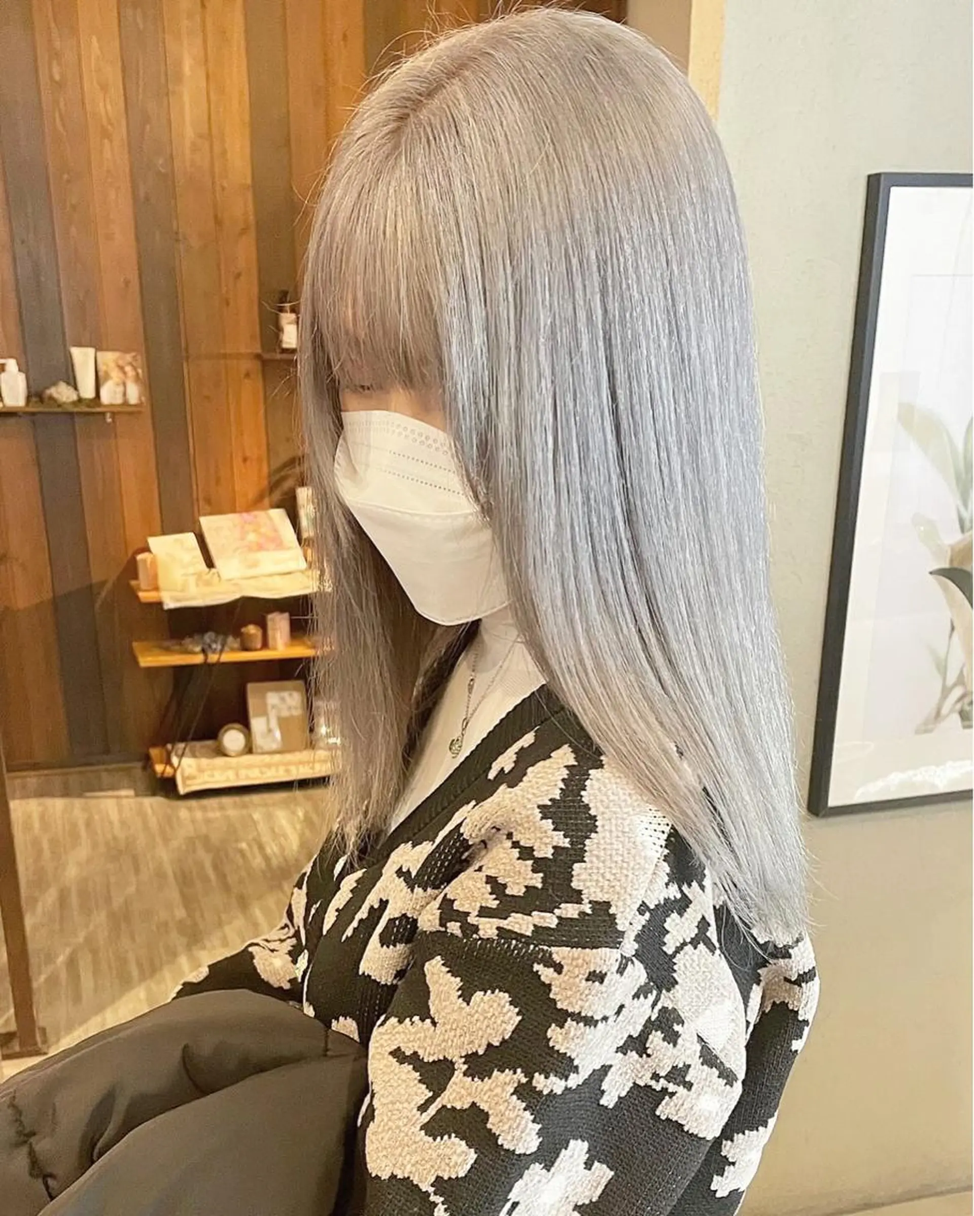 セミロング ヘアカラー 具志 正太のヘアスタイル