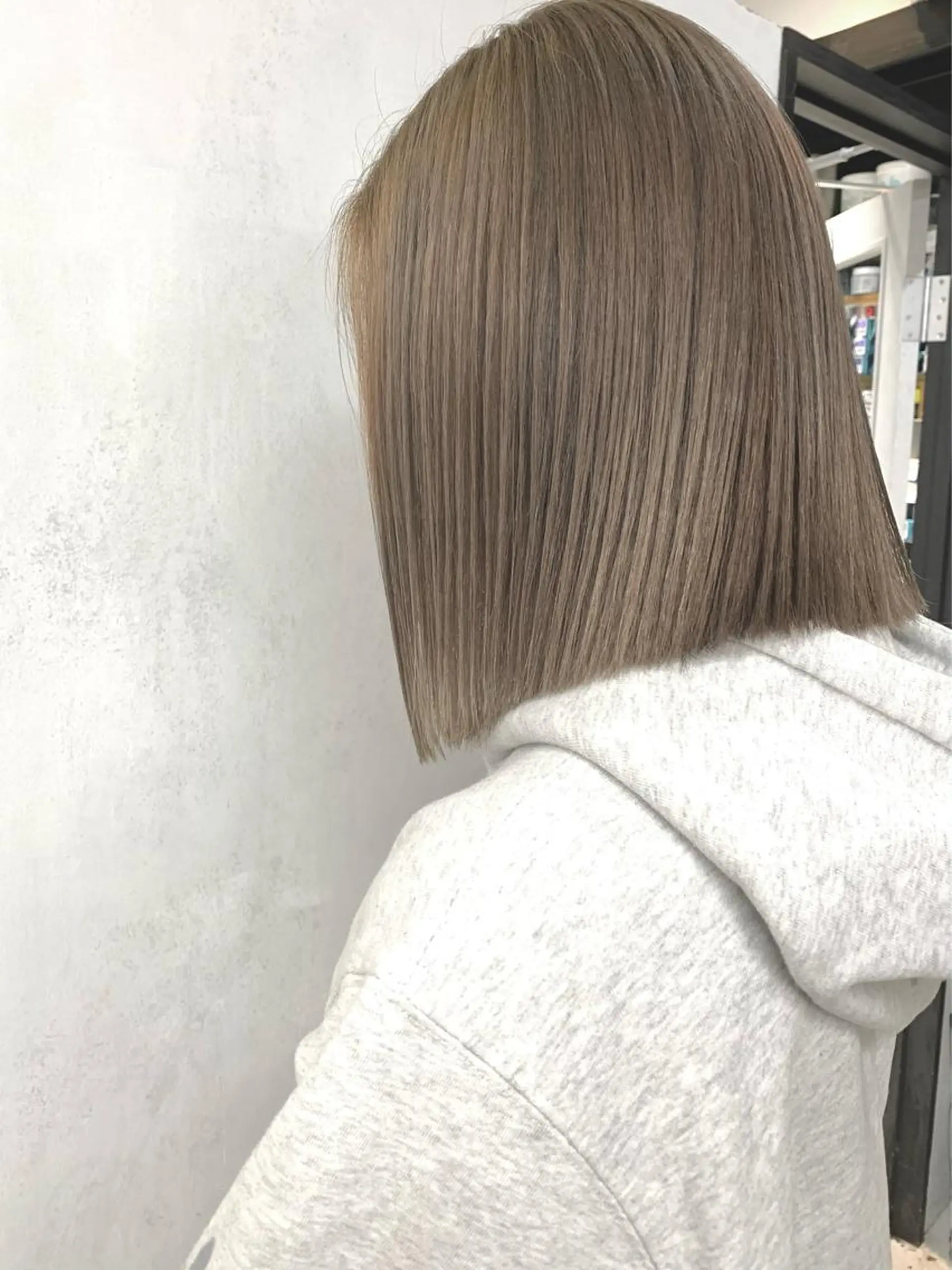 ミディアム 韓国レイヤーカット KOUKIのヘアスタイル