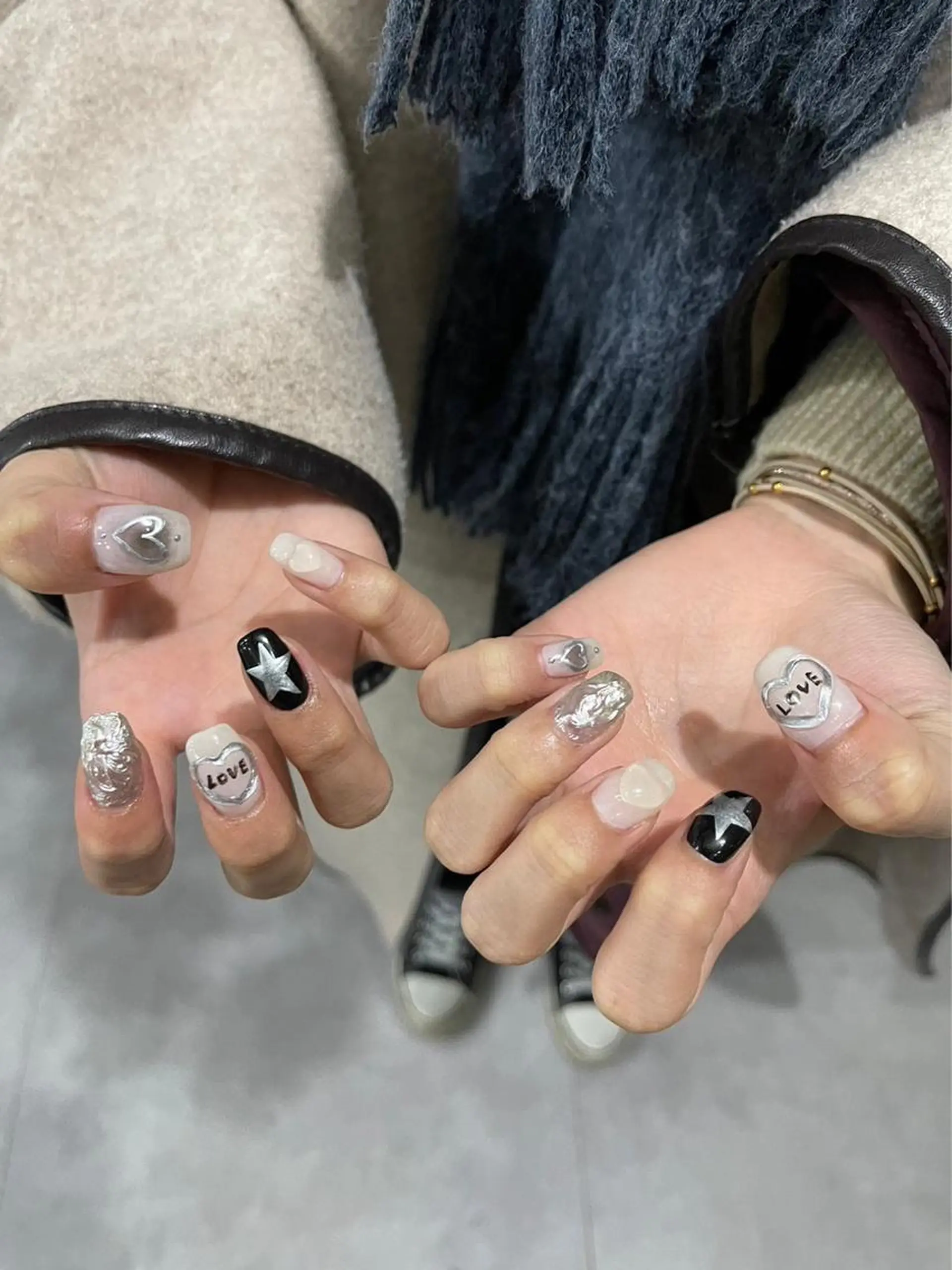 ネイル 🪐富島彩夏 /海外nail🪐のネイルデザイン