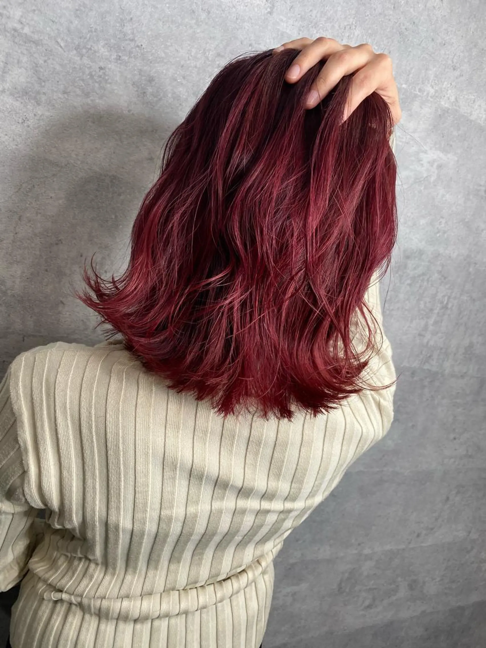ミディアム カット ヘアカラー トリートメント _WHITE 天神店のヘアスタイル