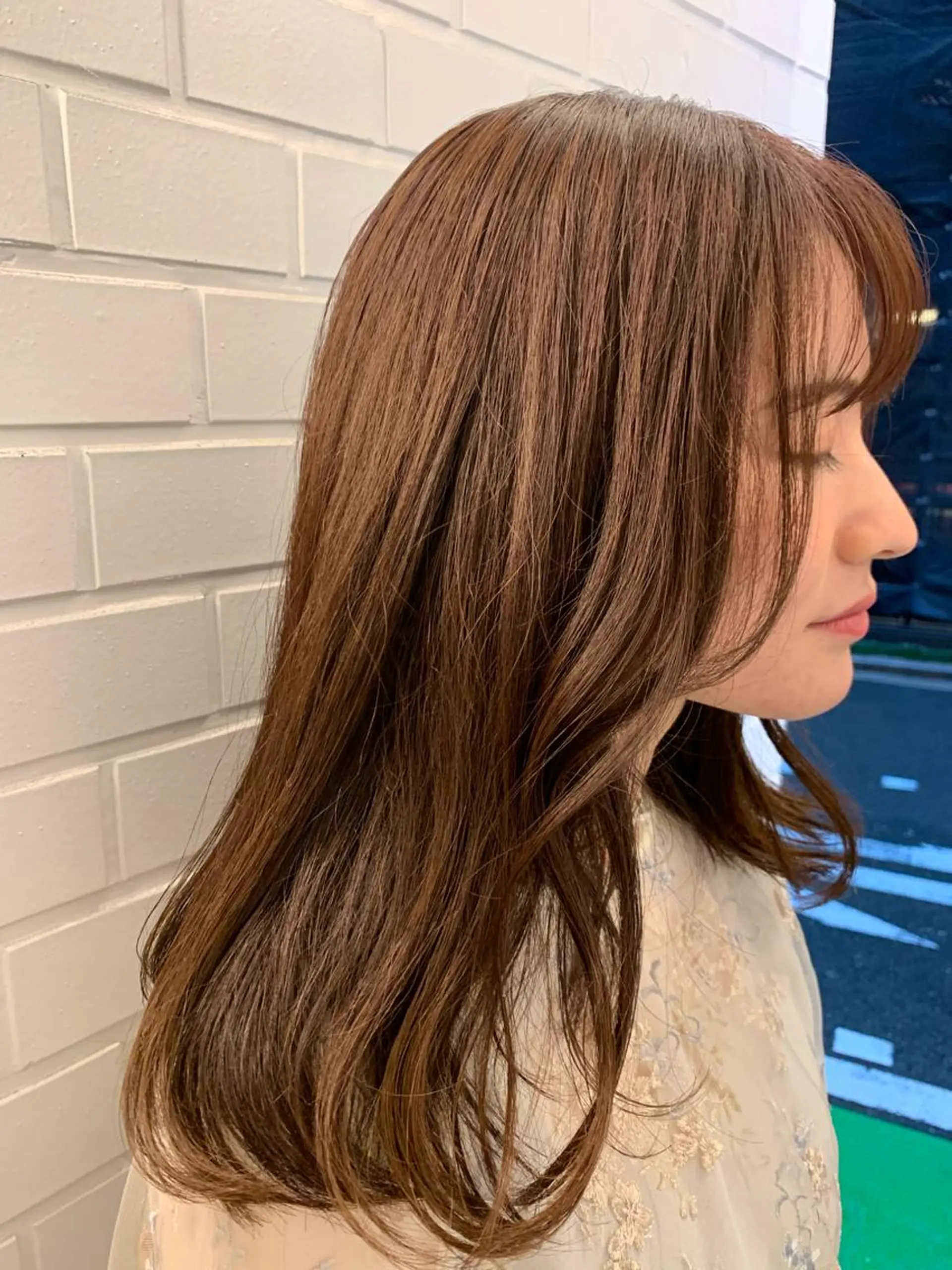 セミロング yadori tomoyoのヘアスタイル