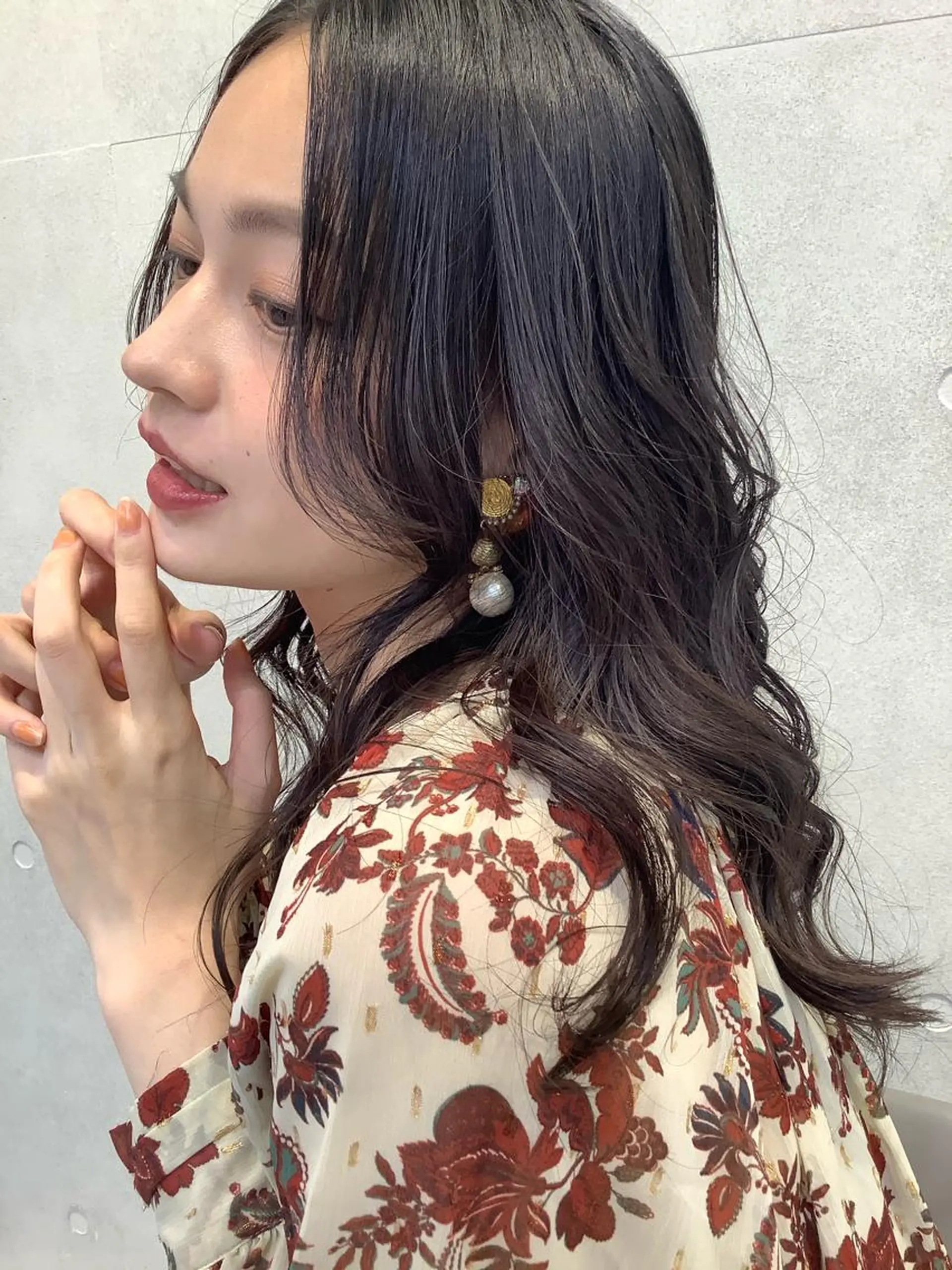 ロング カラー 透明感カラーブリーチ 🌼シゲモトアヤ🌼のヘアスタイル