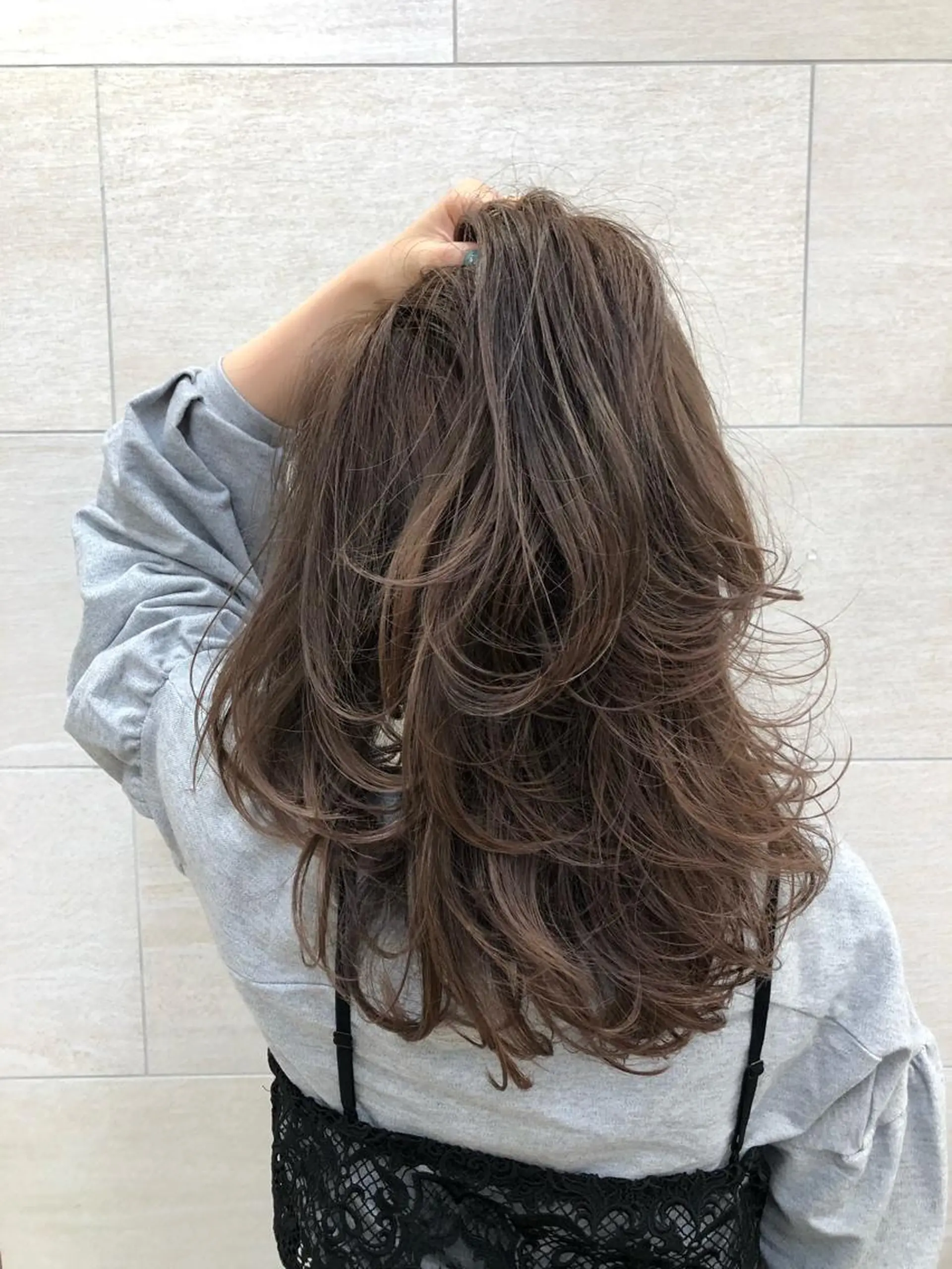 セミロング カラー グラデーションカラー グレージュ ヘアカラー トリートメント 似合わせ/小顔カット 🔷山方直也のヘアスタイル