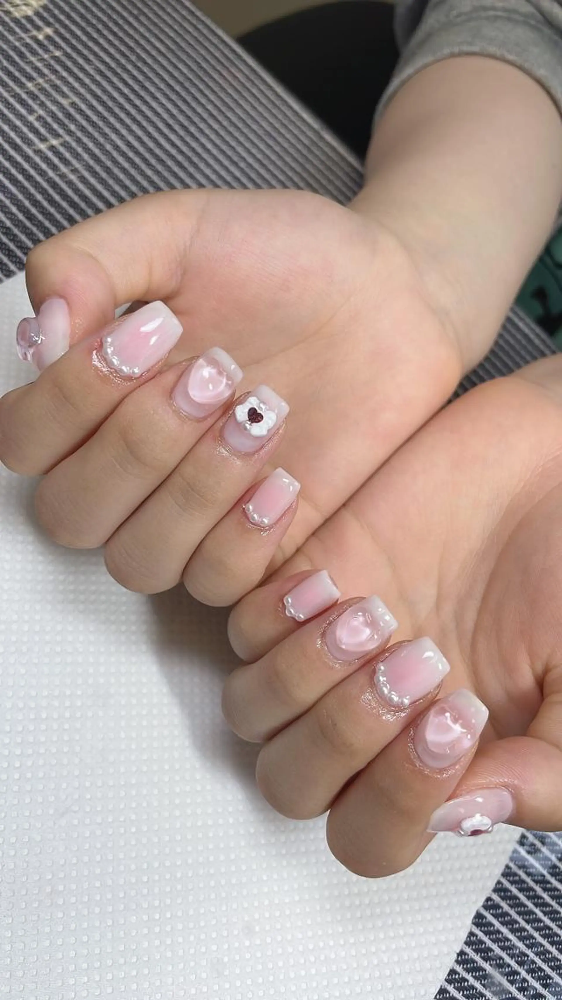 ネイル チークネイル むねいる nail salonのネイルデザイン