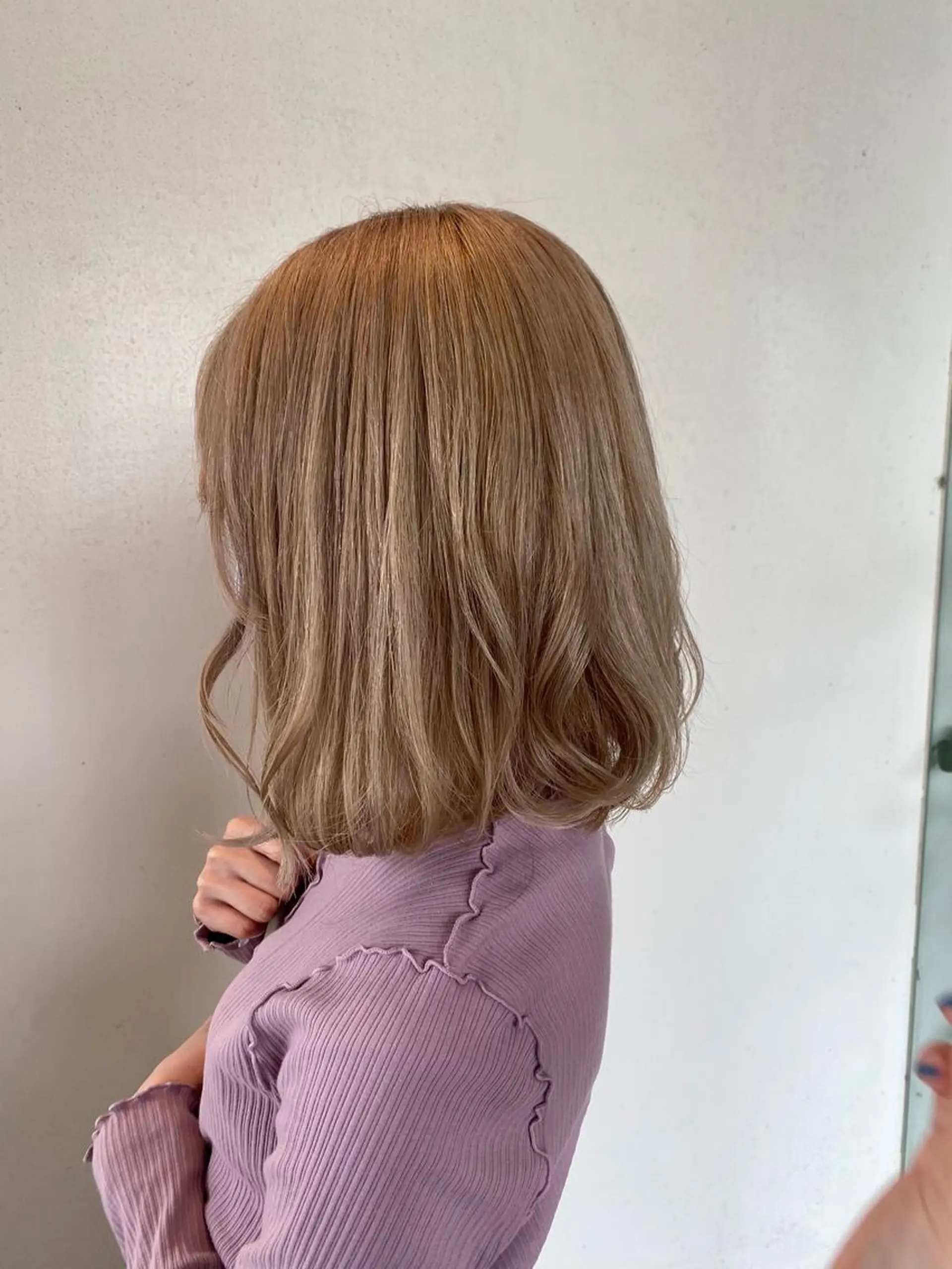 セミロング カラー ベージュカラー カット ヘアカラー トリートメント 中井 一葉のヘアスタイル