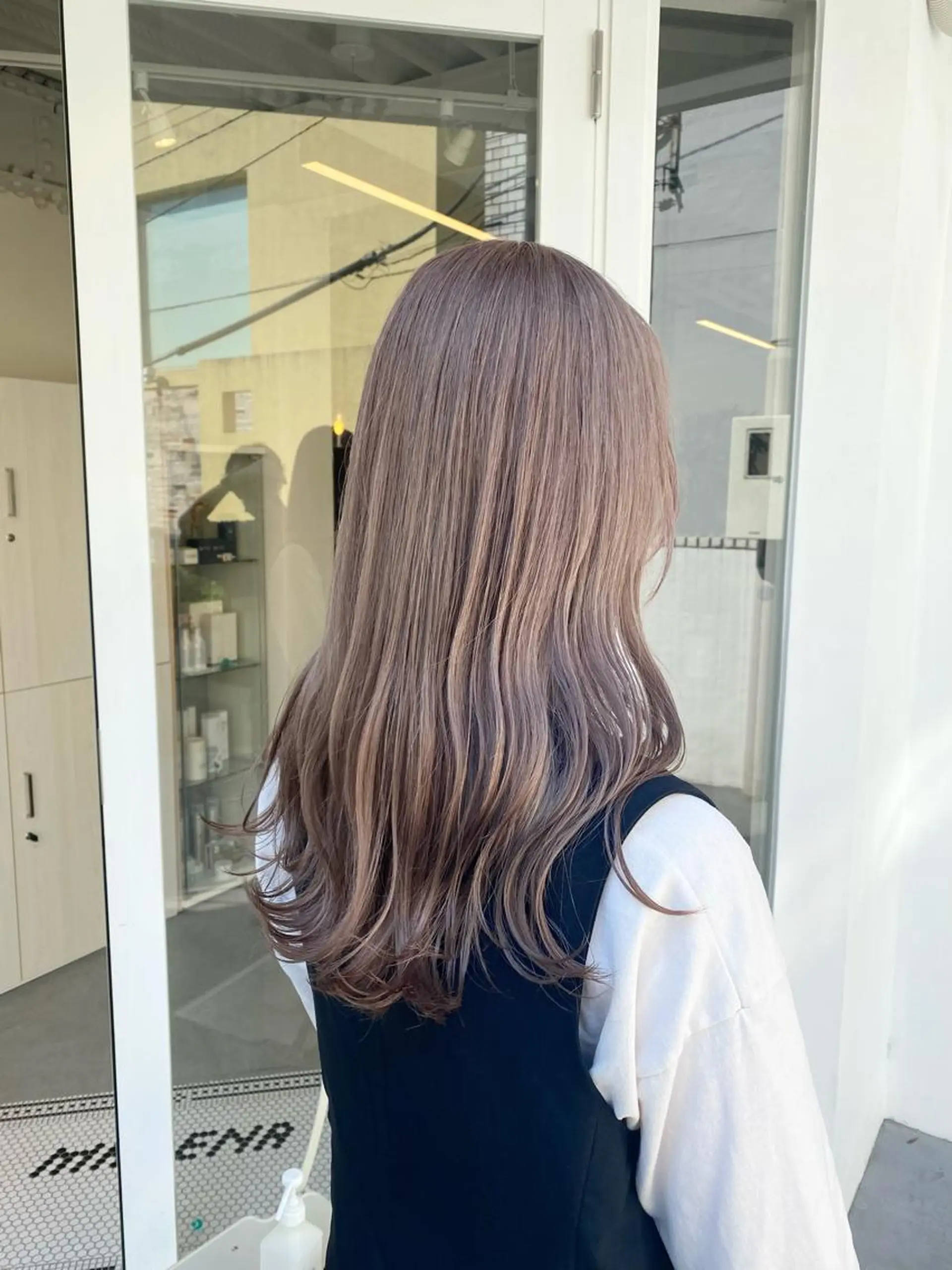 ロング カラー カット ヘアカラー トリートメント ハイトーン×似合わせ 🌱中川慎之介のヘアスタイル